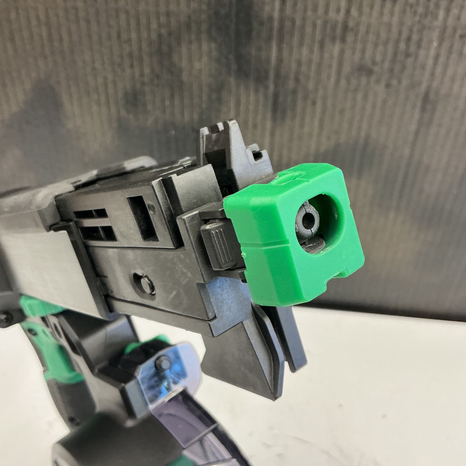  ハイコーキ |HiKOKI 18 V 充電式 ねじドライバ NN 釘打機 エアーツール