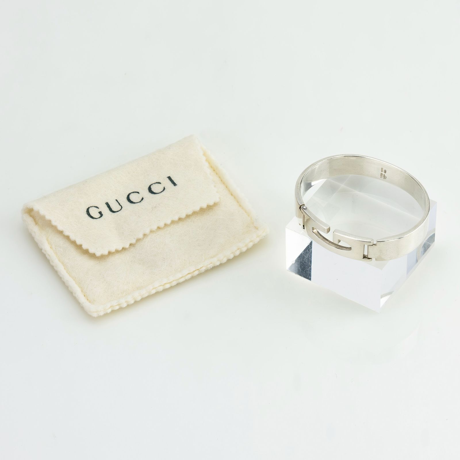 【美品】GUCCI ブレスレット　バングル　カットアウトG ヴィンテージ　925 グッチ GUCCI カットアウトG バングル シルバー925 ブレスレット