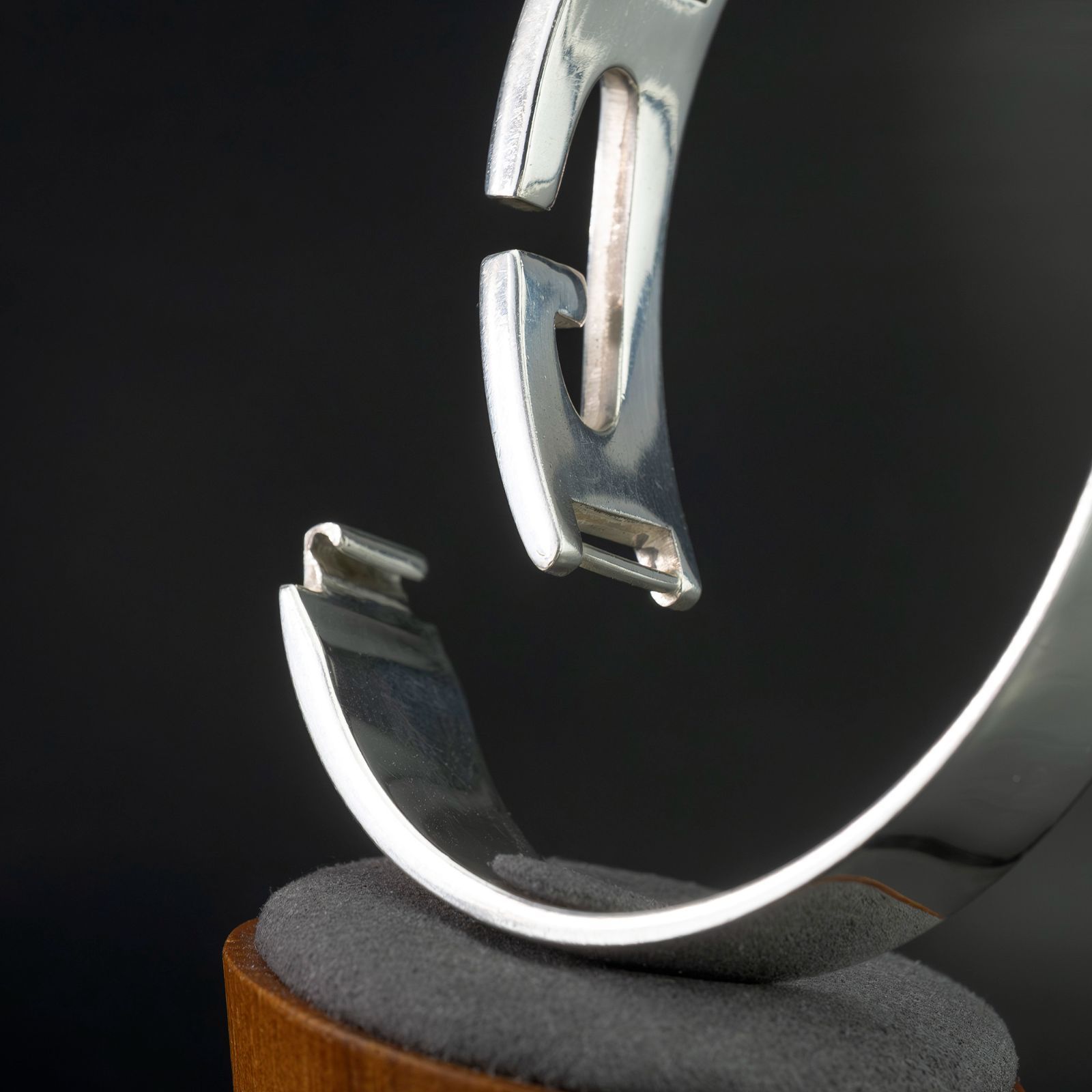 グッチ GUCCI カットアウトG バングル シルバー925 ブレスレット