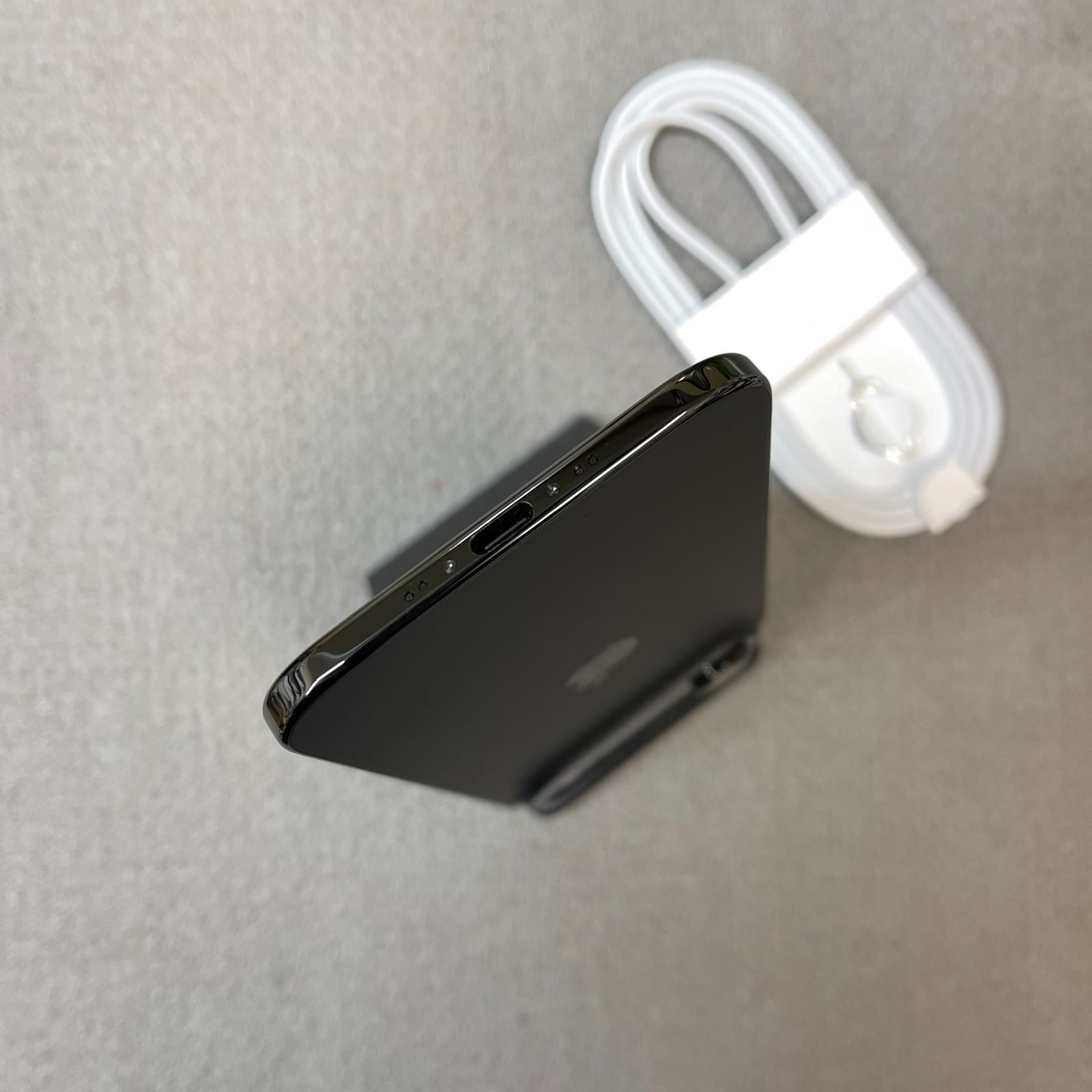 新品同様 iPhone Air 256GB スペースブラック 国内版 SIMフリー送料