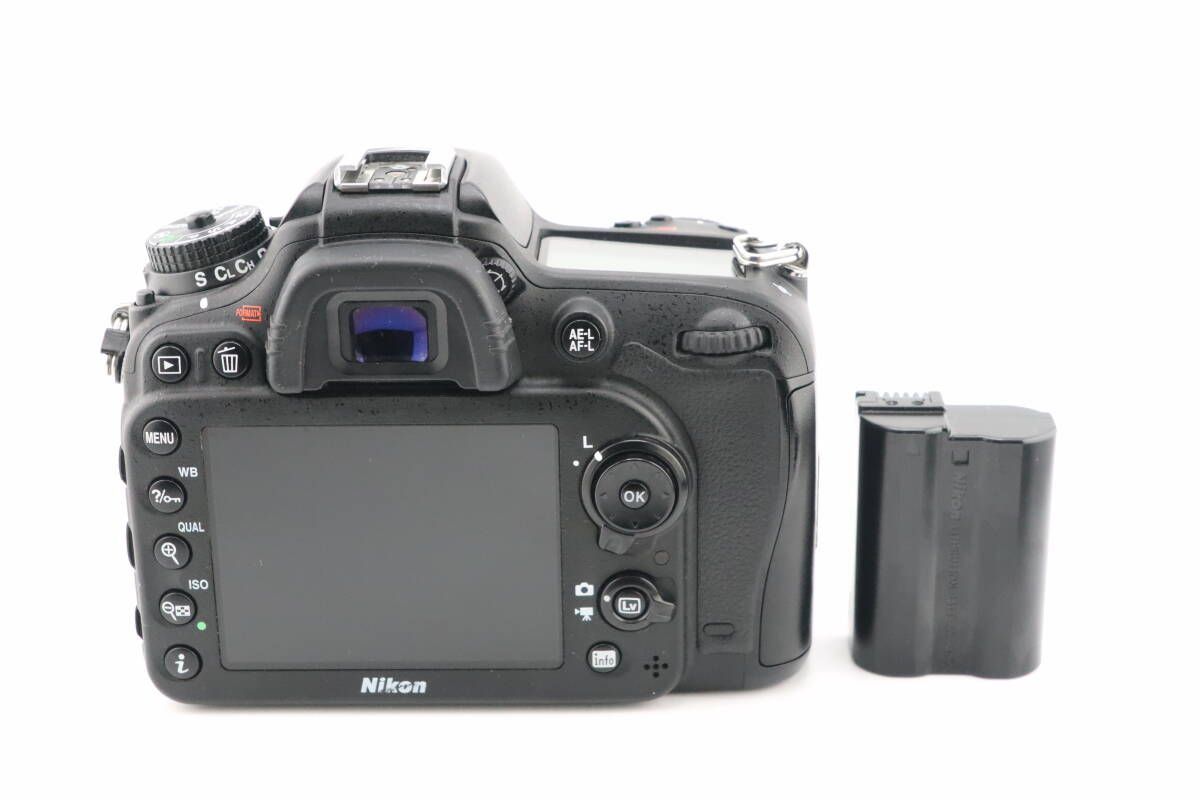 ☆良品☆ショット数12,268回☆ニコン NIKON D7200 ボディ☆ W0125