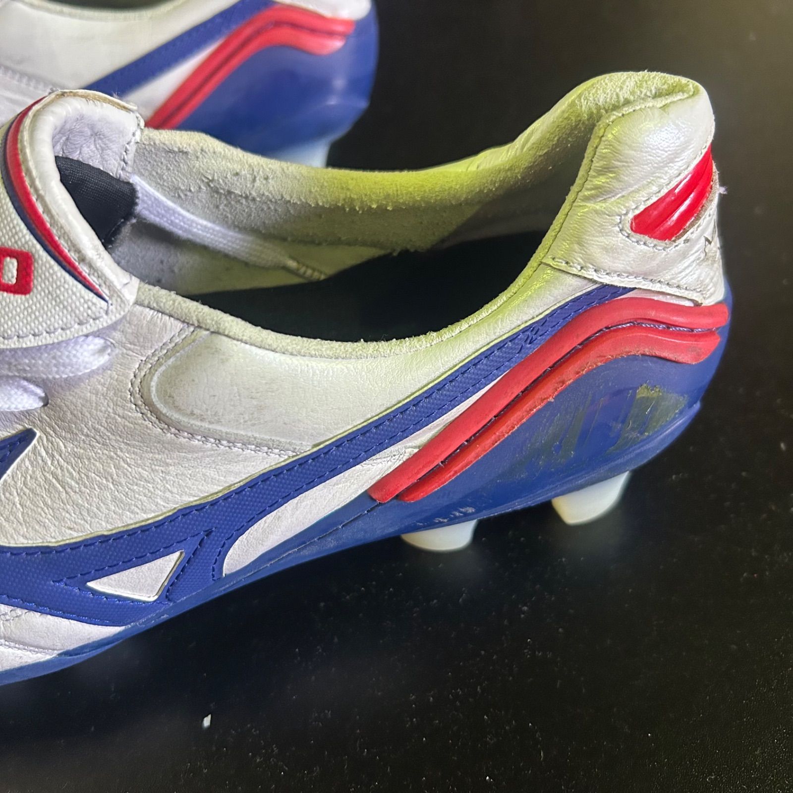サッカースパイク】モレリア MORELIA WAVE 27cm - メルカリ