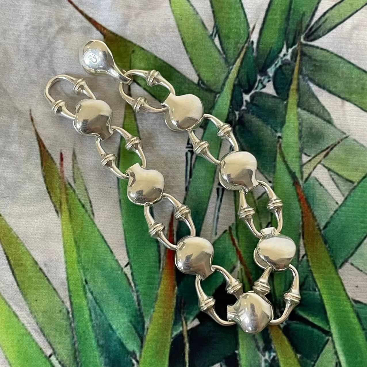 綺麗 h'eres SPINAL COLUMN BRACELET301 - メルカリ