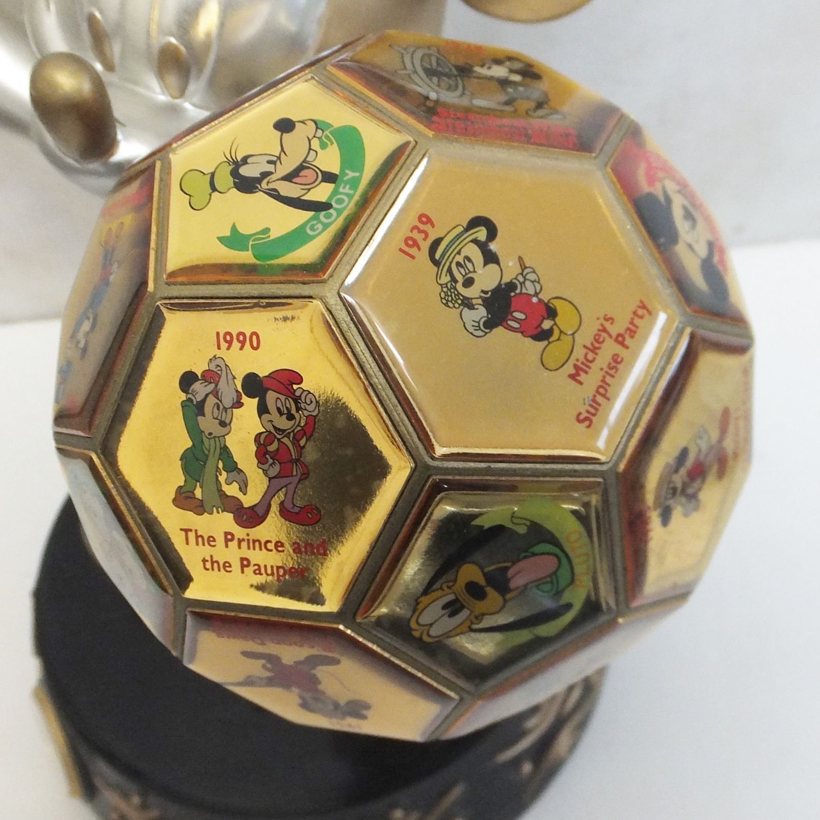 第一生命 記念置時計 R795【希少】非売品 ミッキーマウスのフィギュア型置き時計 第一生命