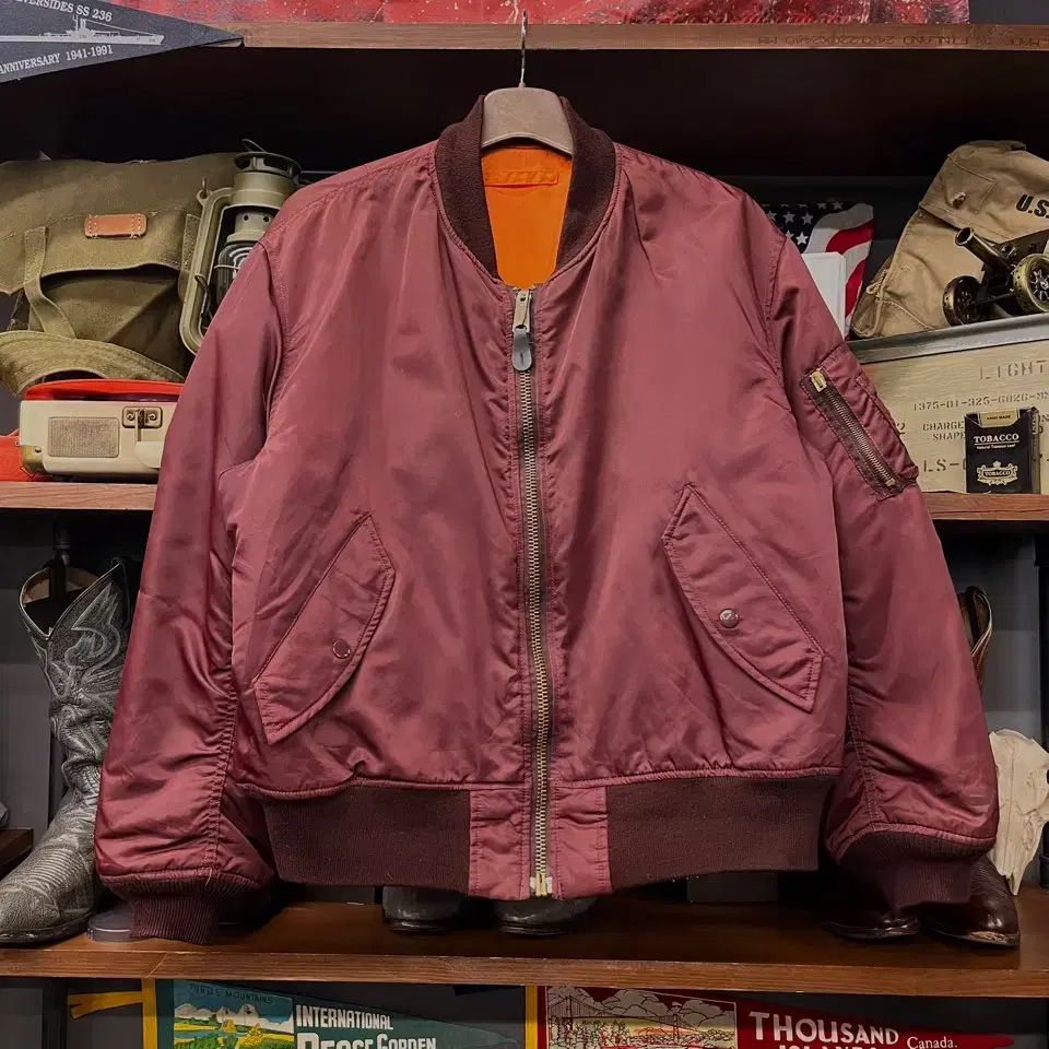 90s USA ヴィンテージ MA-1 フライト ジャケット MA-1 バーガンディ