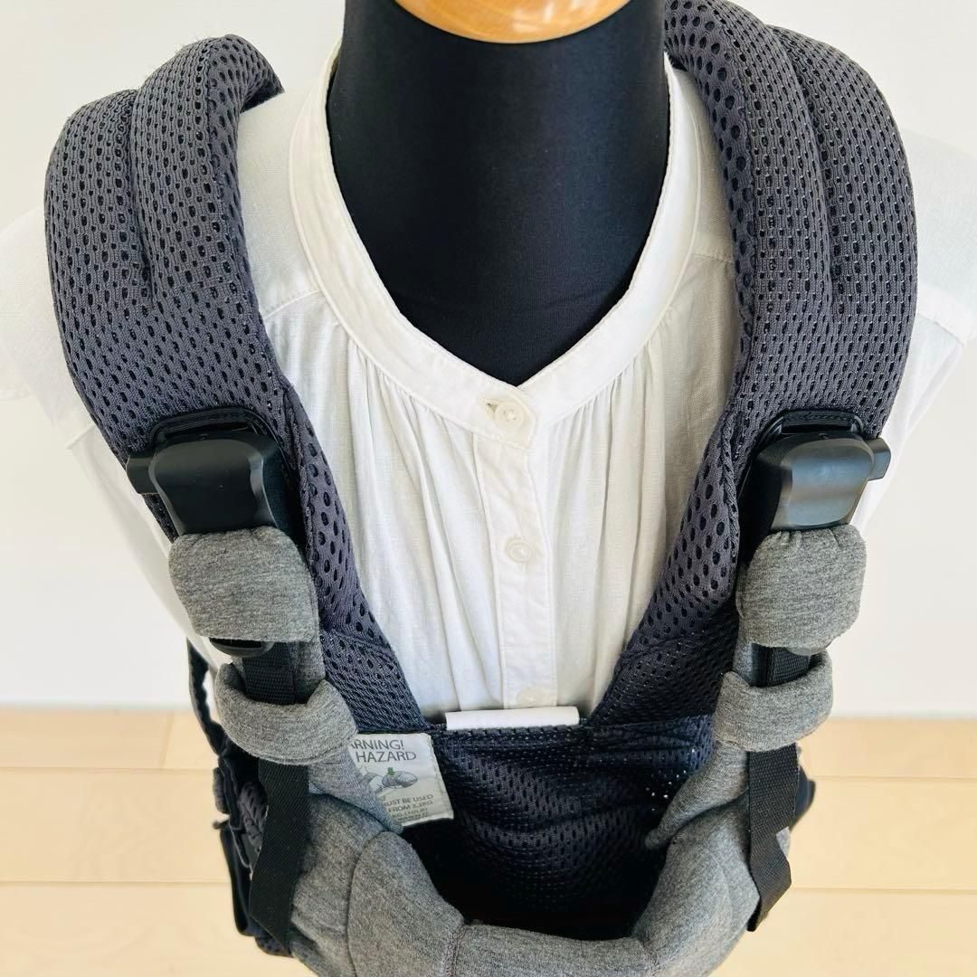 ベビービョルン 抱っこ紐 ハーモニー メッシュ アンスラサイト 送料