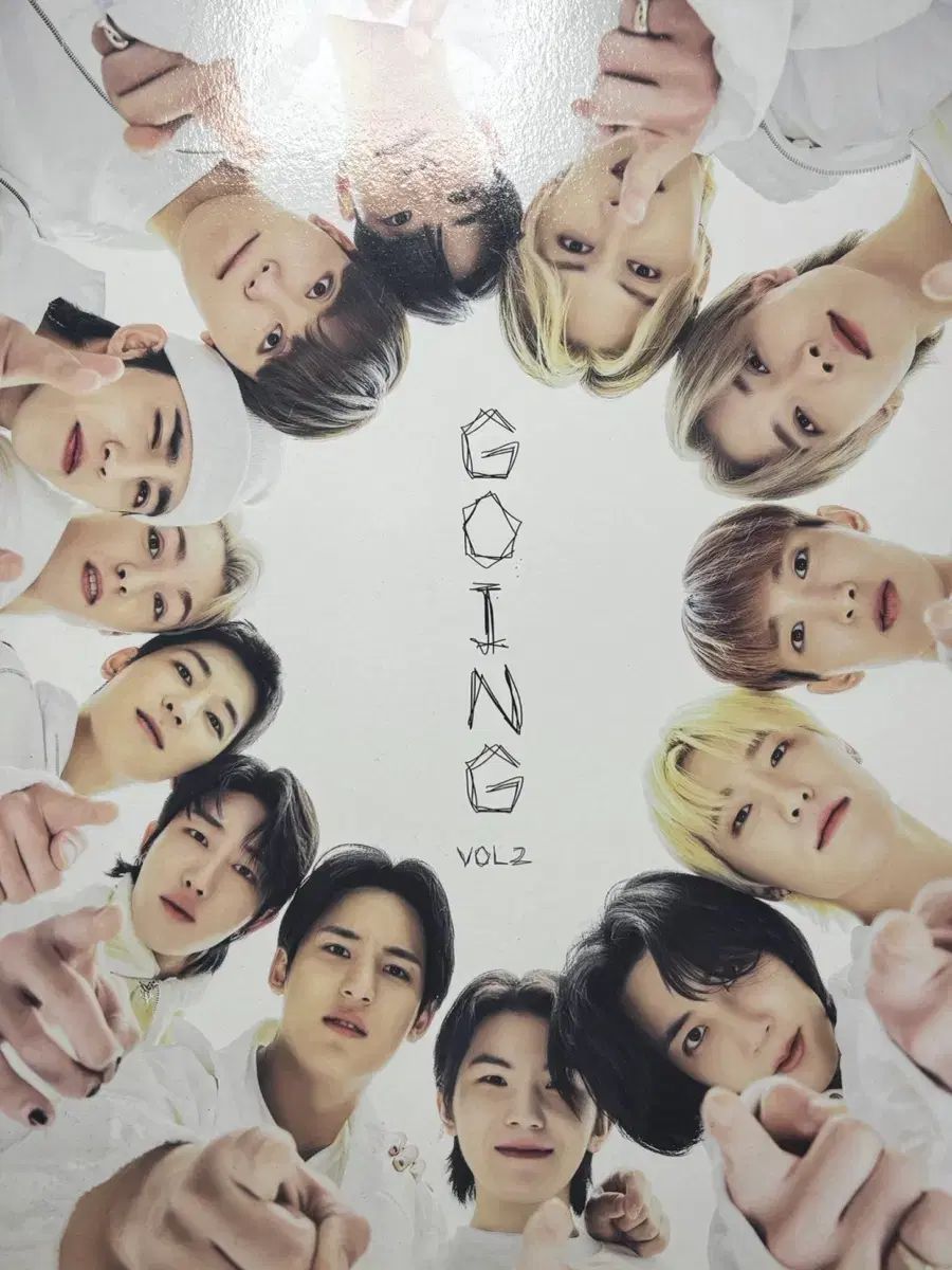 ゴセマガジン Vol.1・2 雑誌+トレカ 39枚セット SEVENTEEN SEVENTEENトレカ going seventeen magazineなど