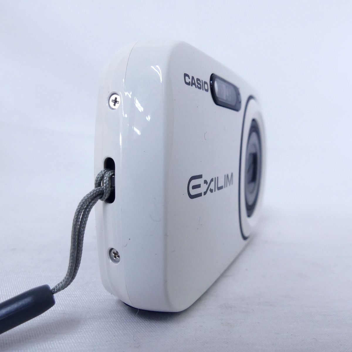 CASIO カシオ EXILIM EX-N1 ホワイト デジタルカメラ コンパクトカメラ