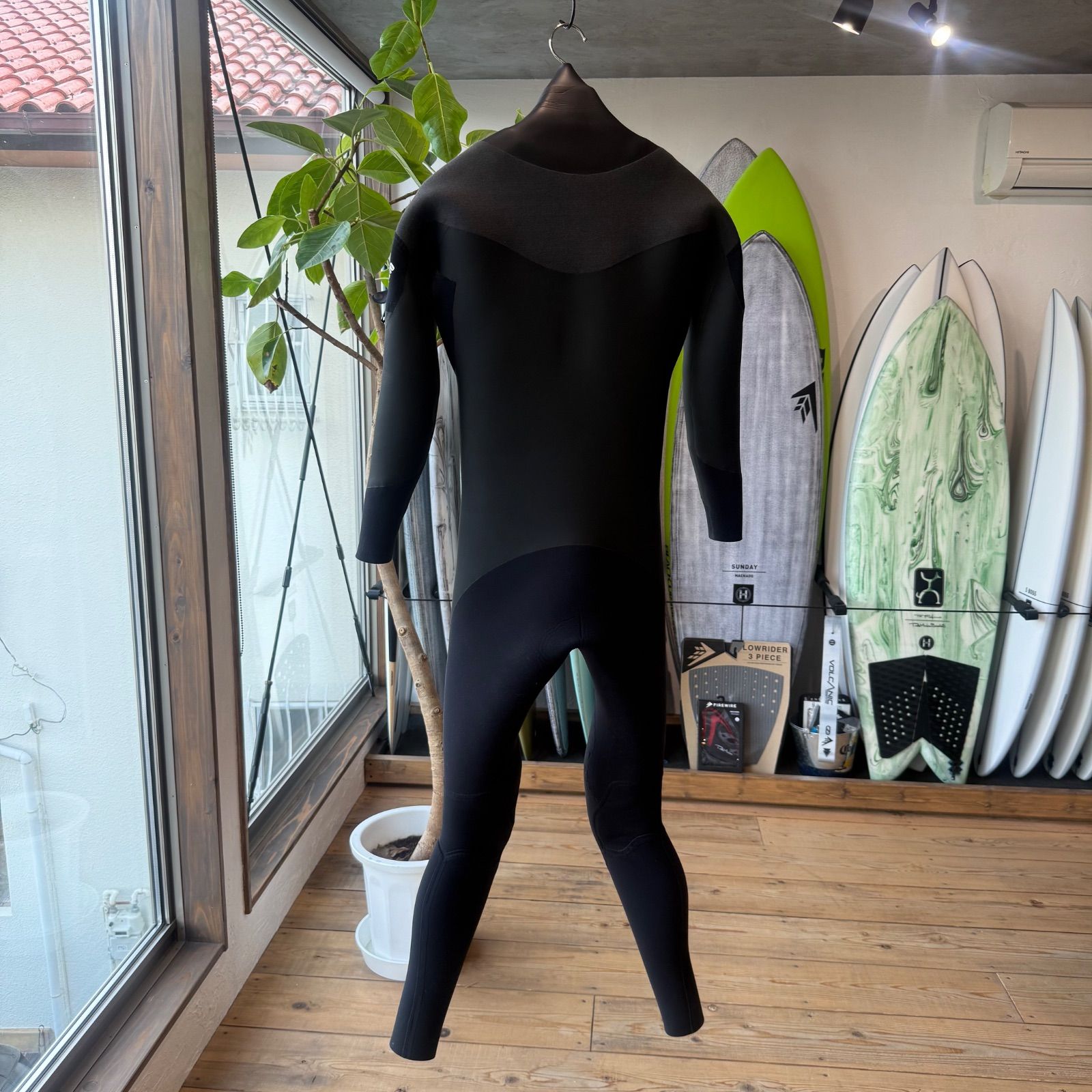 中古 ウエットスーツ セミドライ 5×3mm 4D 4DIMENSIONS ML相当 170cm