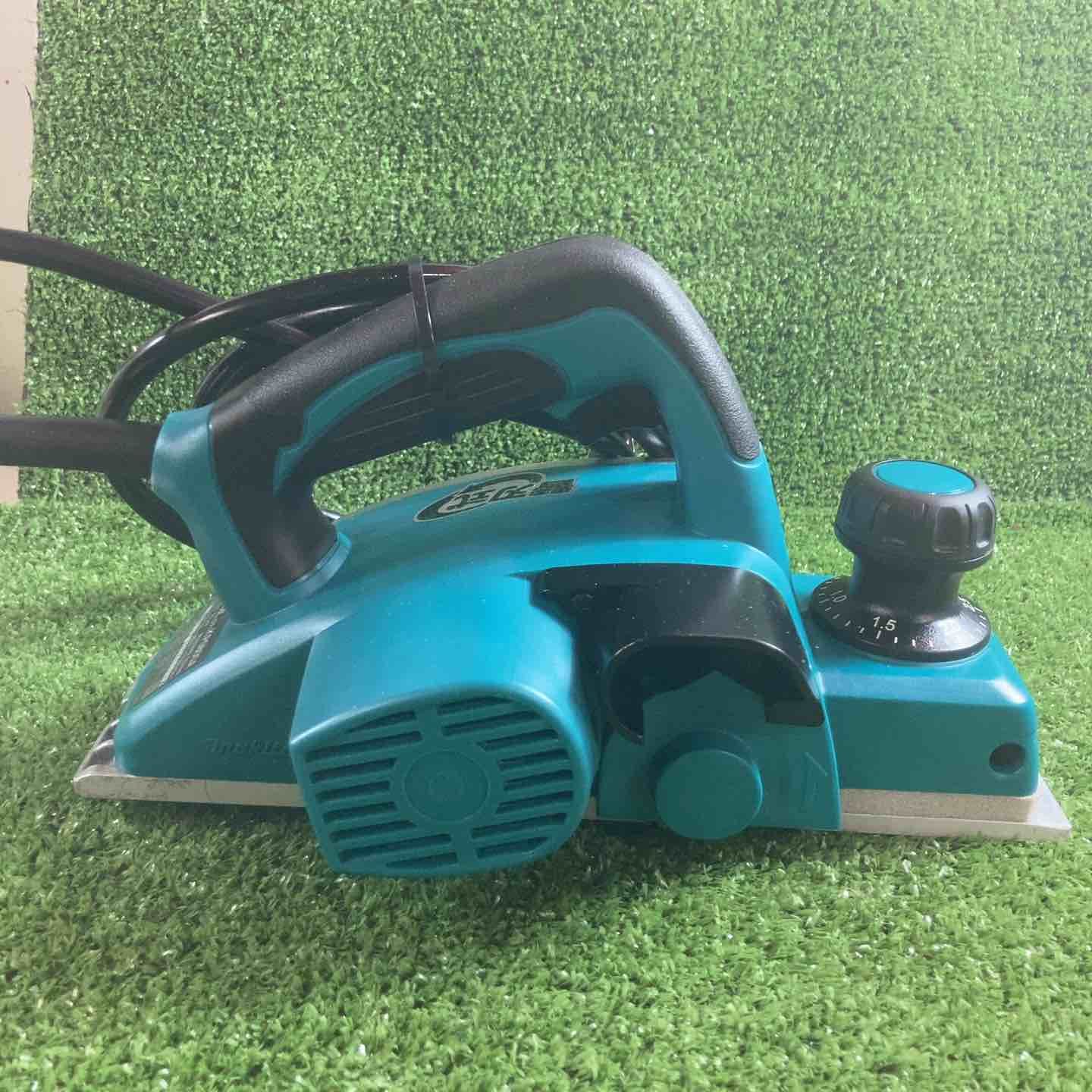 ☆マキタ(makita) 電気カンナ KP0800A【川崎店】 【公式通販】