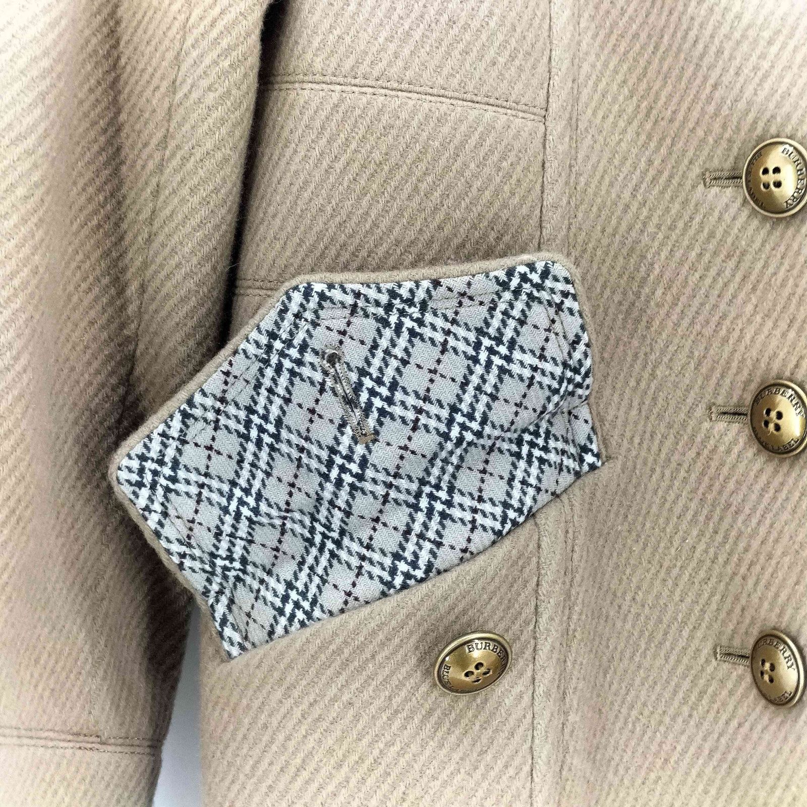バーバリーブルーレーベル BURBERRY BLUE LABEL 裏地チェック 金ボタン