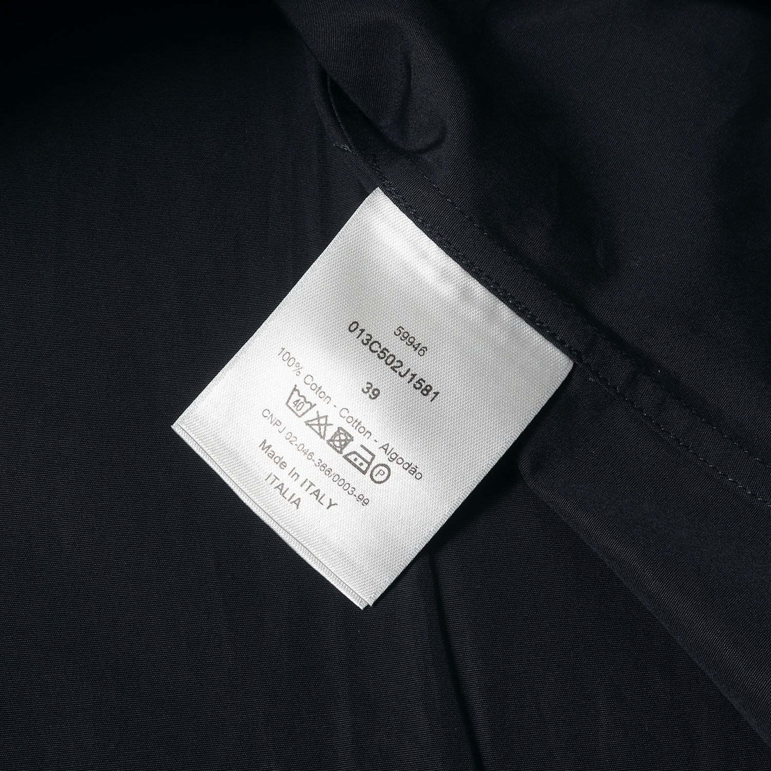 【新品同様】Dior HOMME ディオールオム シャツ ネイビー 紺 サイズ:39 | 20SS NIKE JORDAN BRAND AIR DIORロゴ刺繍 比翼ボタン コットン ドレス シャツ (JORDAN BRAND AIR DIOR M.WOVEN Shirt) | トップス カジュアルシャツ 長袖【メンズ】【中古】 新品同様】Dior HOMME シャツ ネイビー サイズ:39 | 20SS NIKE JORDAN