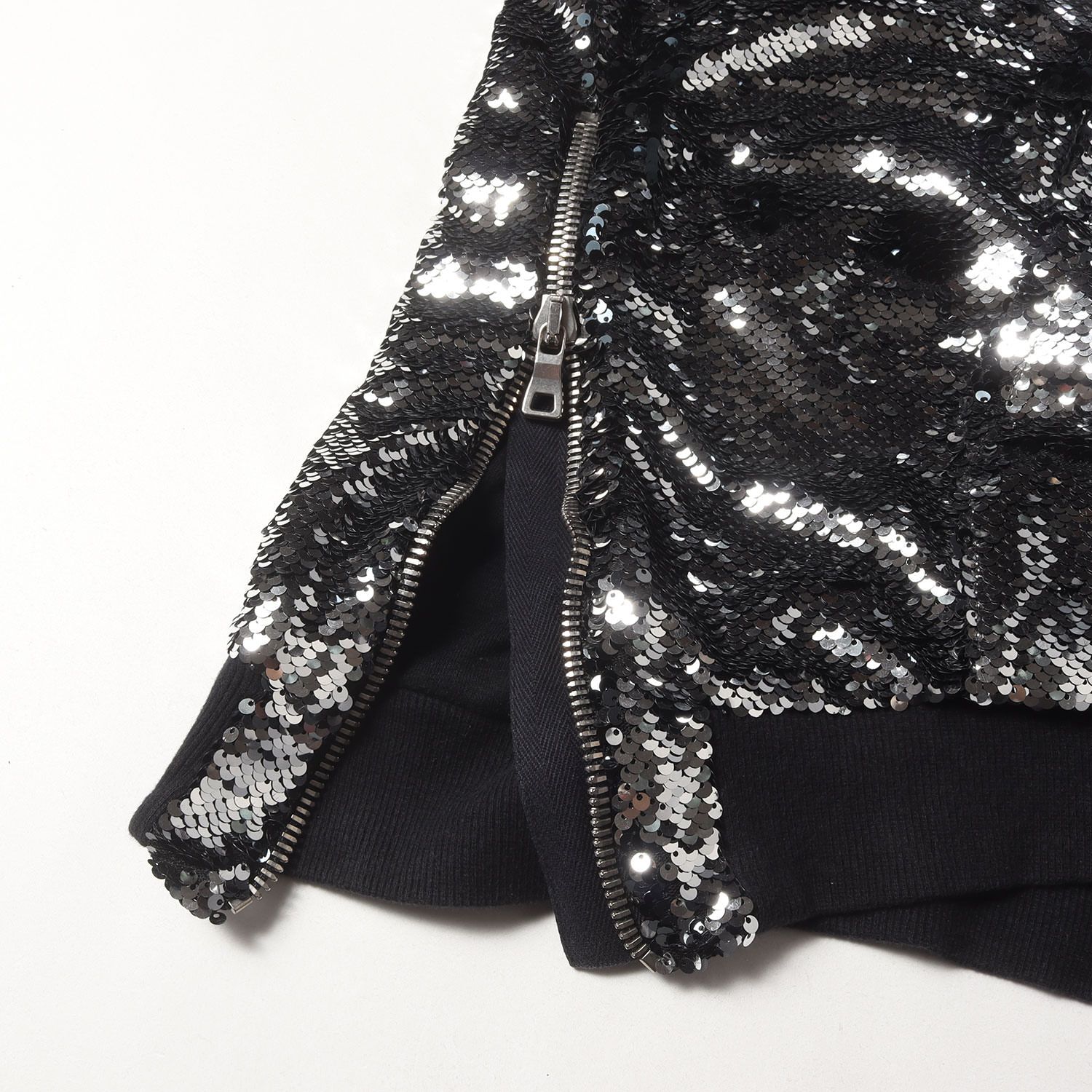 OneMall provides Mercari products: BALMAIN バルマン パーカー 