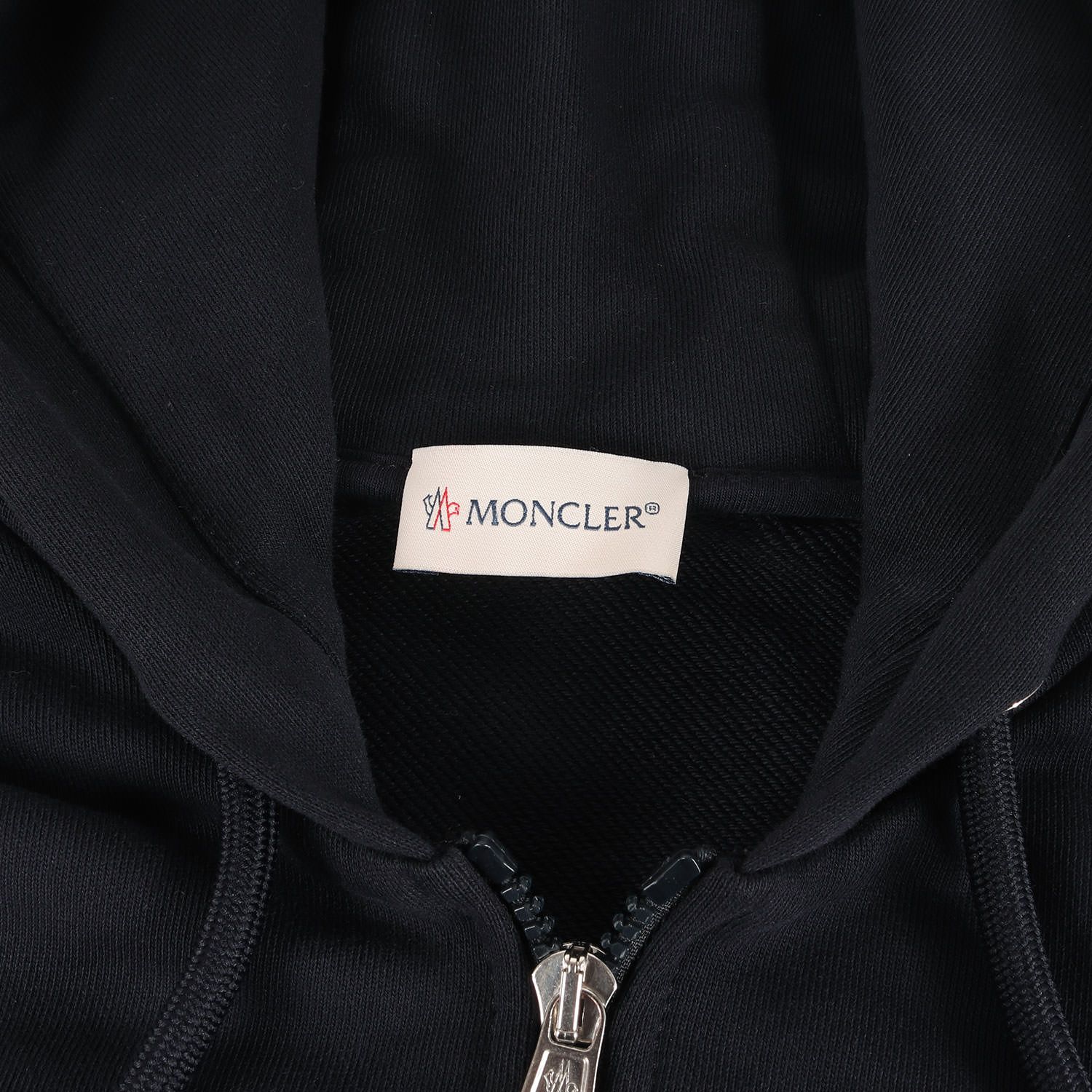 モンクレールパーカー・￼左肩モンクレールロゴ・ネイビー・バーニーズニューヨーク モンクレール MONCLER メンズ パーカー ネイビー Lサイズ