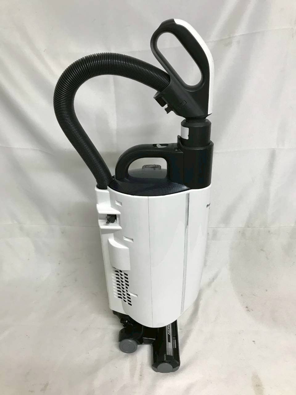 Panasonic MC-U53A-R 新品未開封　電気掃機 panasonic 電気掃除機 MC-U53Aの最新価格や割引(口コミ):コストコで在庫番