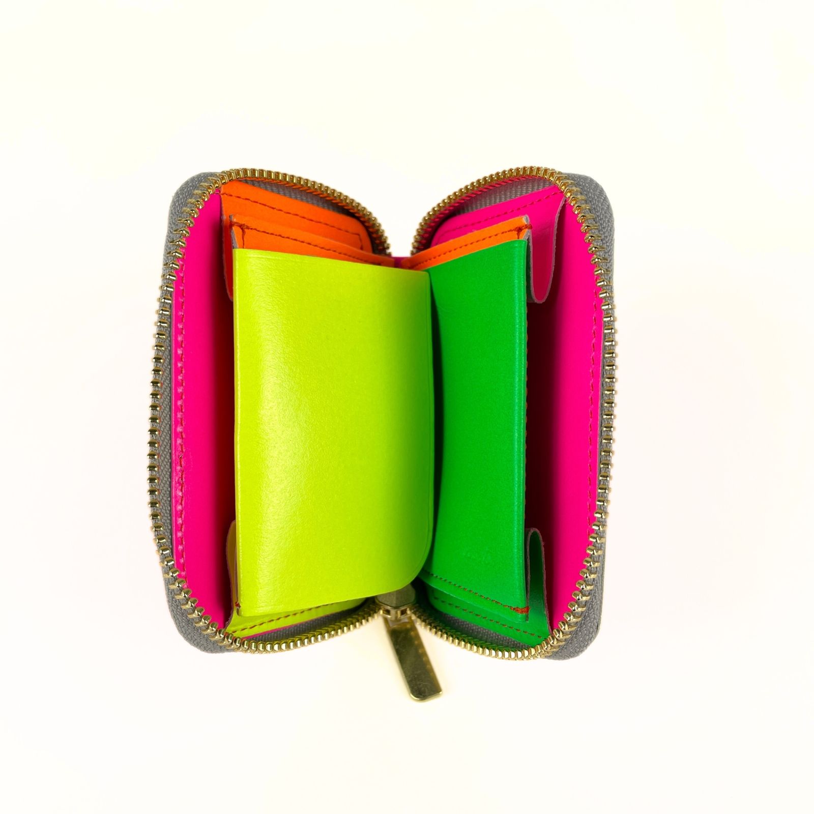 ★新品未使用★NADAYA 本革 コンパクト財布 人気色 CRAZY ☆新品未使用☆NADAYA 本革 コンパクト財布 人気色 CRAZY 新品 NADAYA