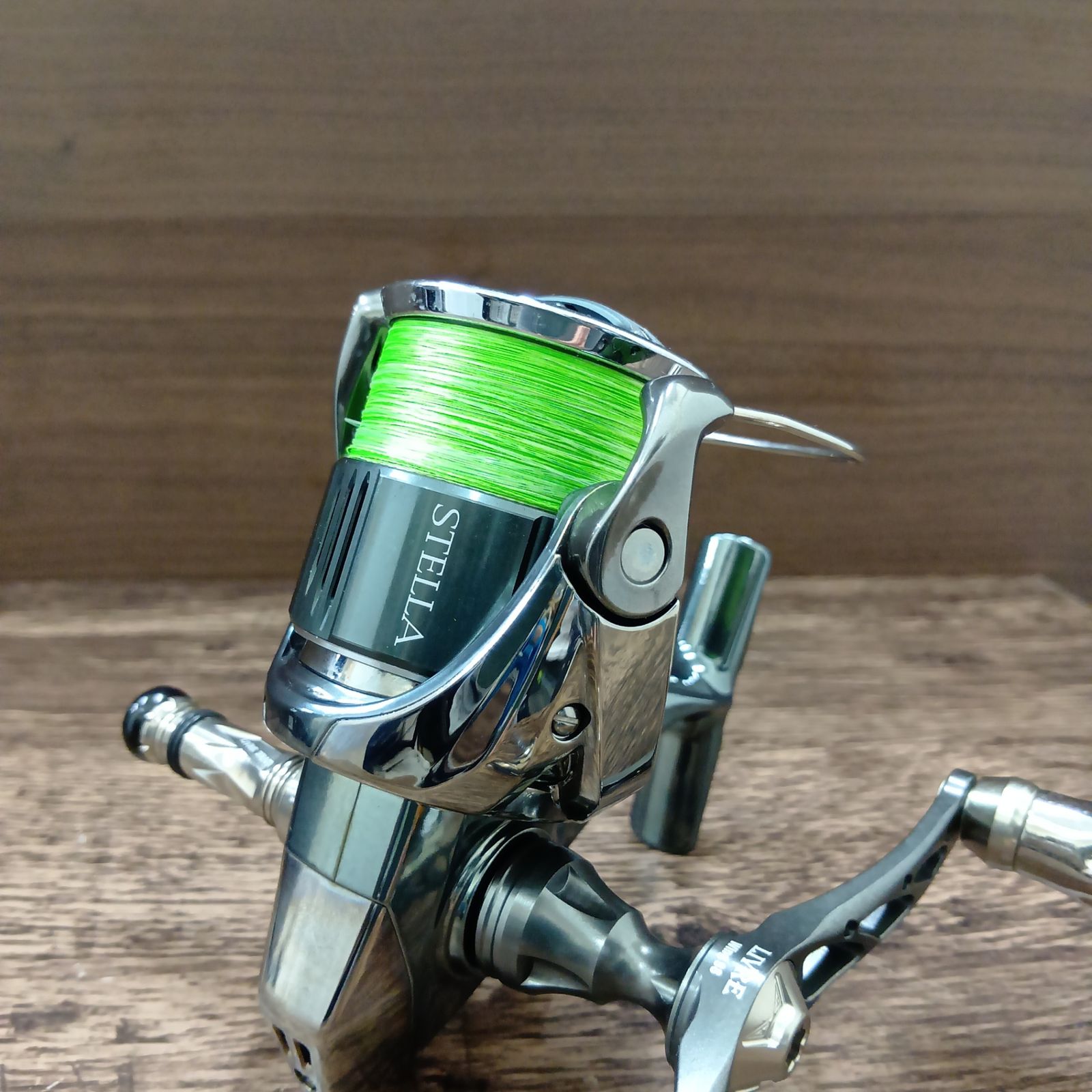 シマノ SHIMANO 22 ステラ スピニングリール