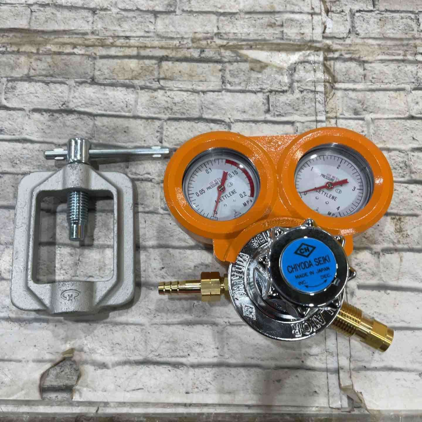♥品 千代田精機 CHIYODA 圧接用 ガスレギュレーター 二個セット
