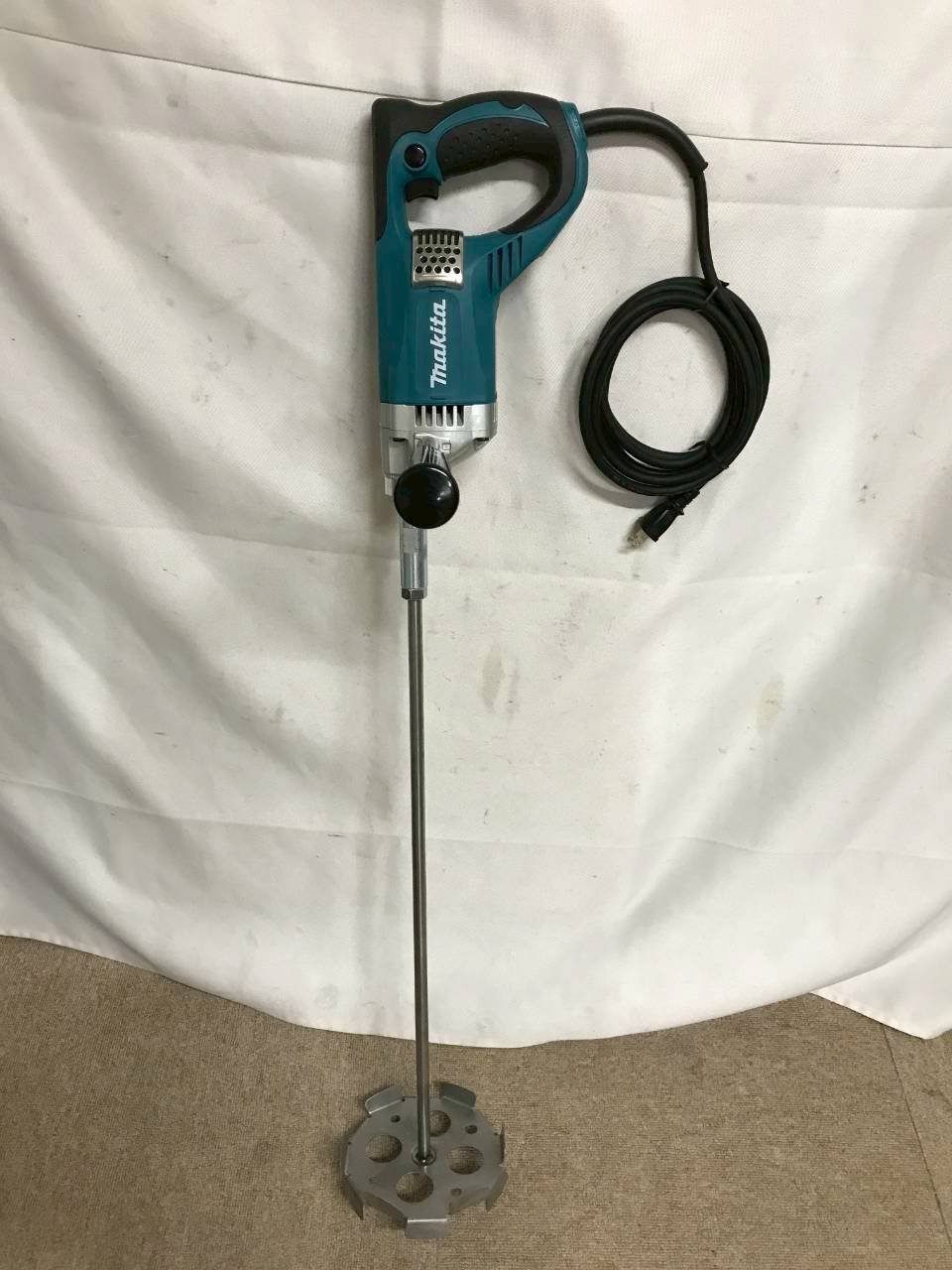 北見市発 マキタ makita カクハン機 UT 1305 青 塗装 左官