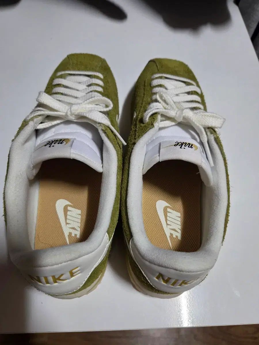 スウェード スニーカー