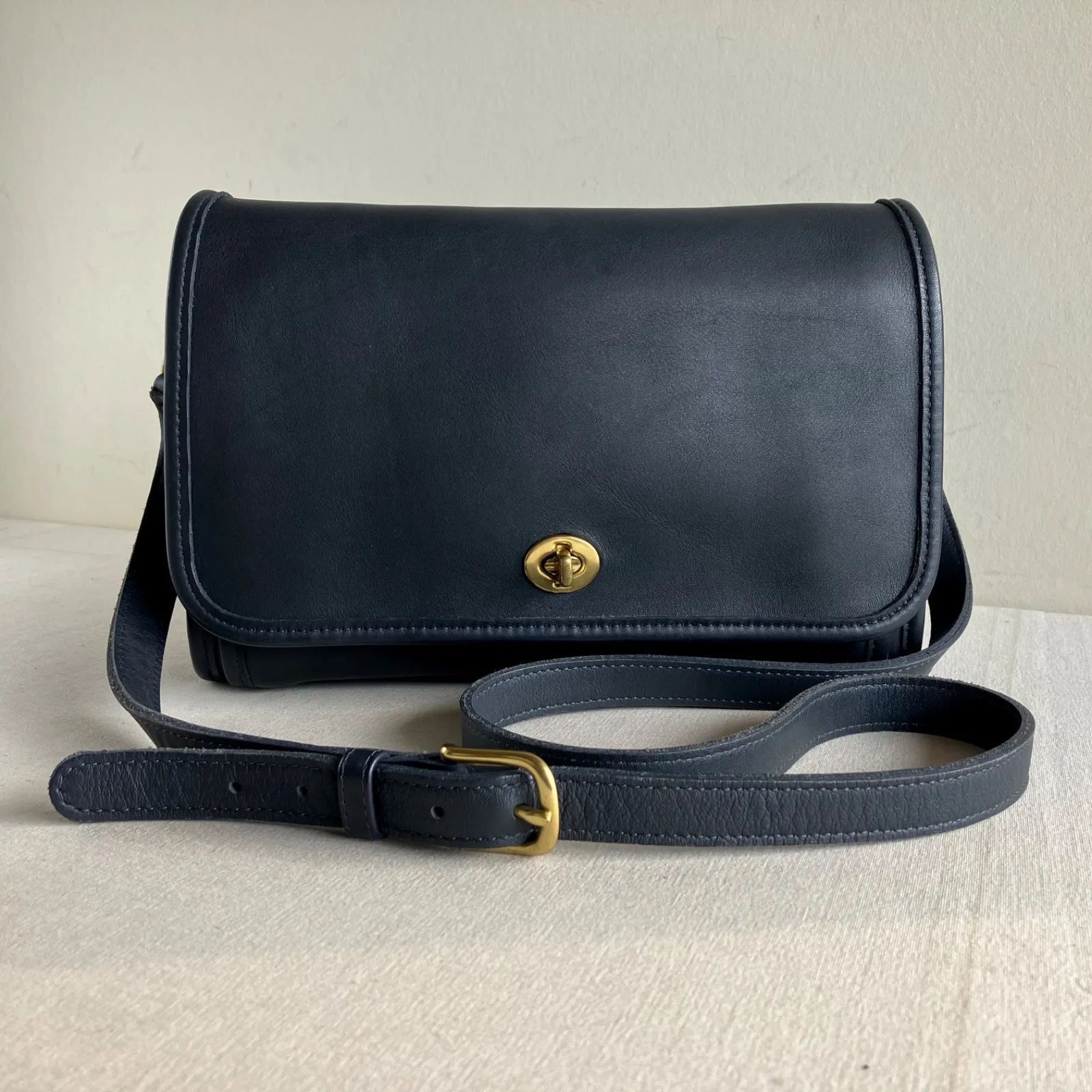 Rare Vintage Coach Ridgefield Bag Navy Leather Shoulder Bag USA 