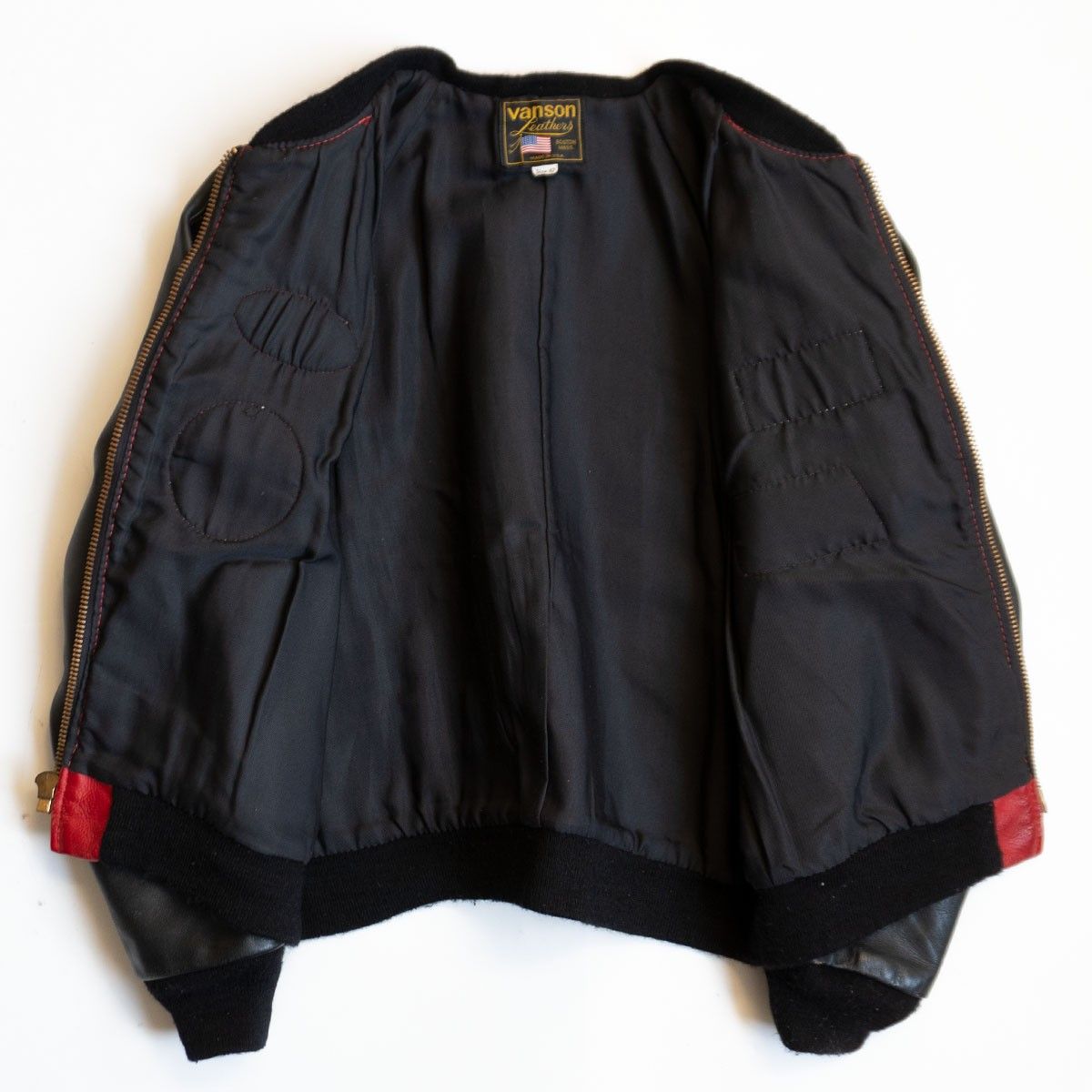 XXL USA製 バンソン TJP ワッペン装飾 レザー レーシング スタジャン XXL USA製 バンソン TJP ワッペン装飾 レザー レーシング スタジャン