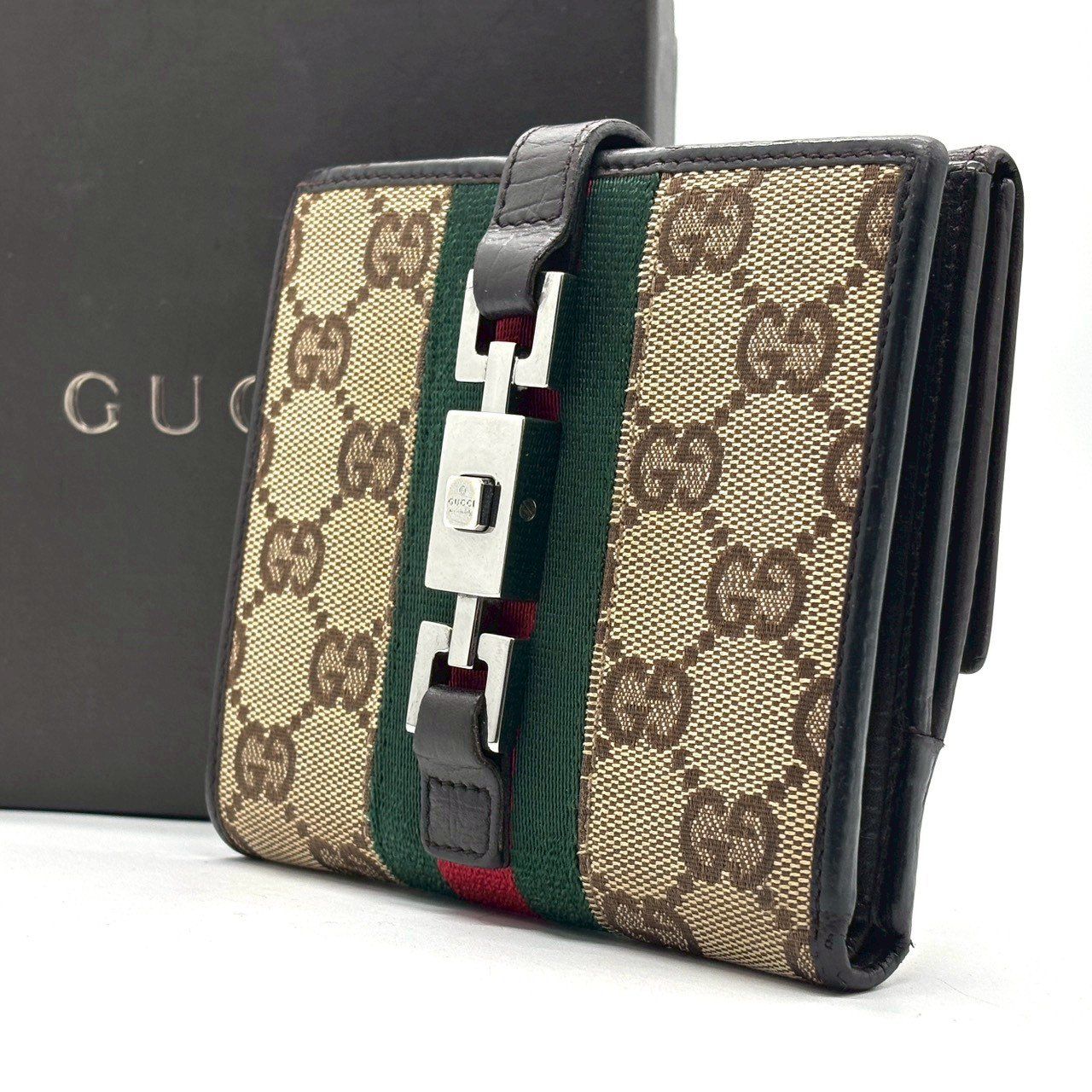 変わらない安心感】 GUCCI 二つ折り財布 ジャッキー GGキャンバス