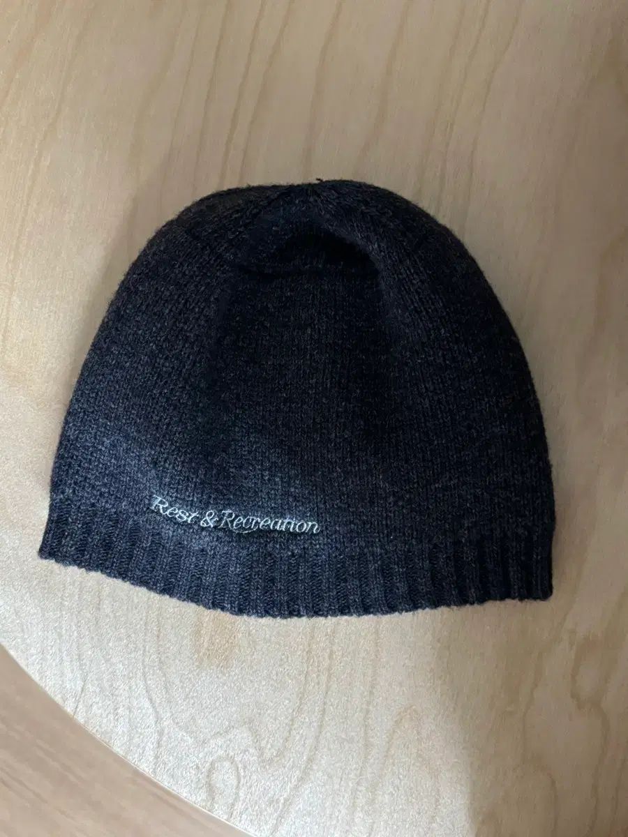 レストアンドレクリエーション ビーニー - メルカリ