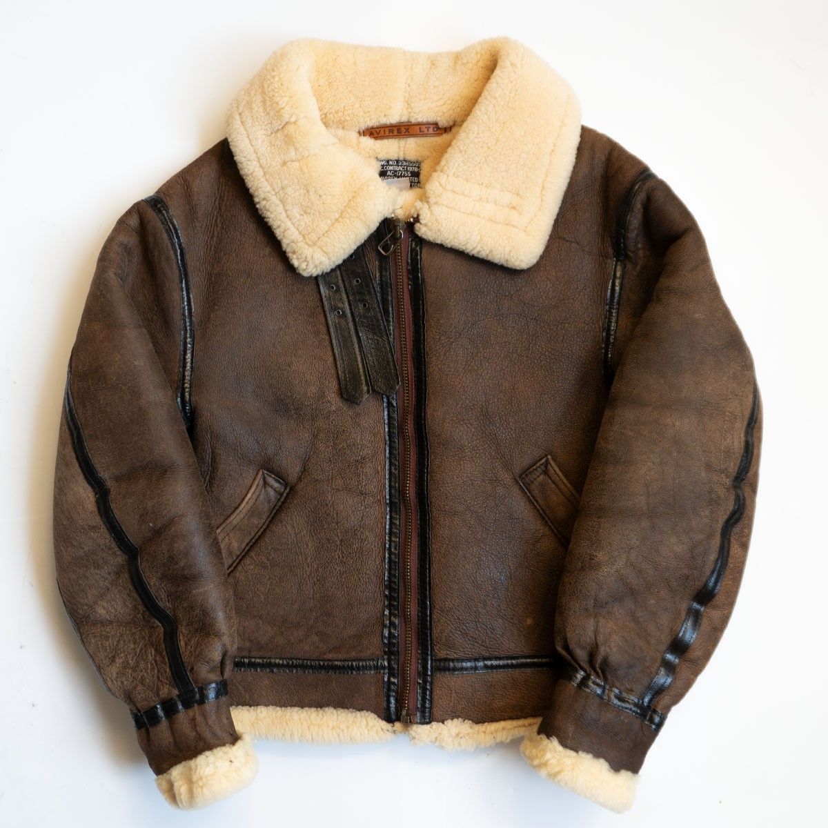 超美品/ビッグサイズ】AVIREX【B-3 ムートンボンバージャケット】42 雰囲気抜群/ビッグサイズ】AVIREX【B-3 ムートンボンバージャケット