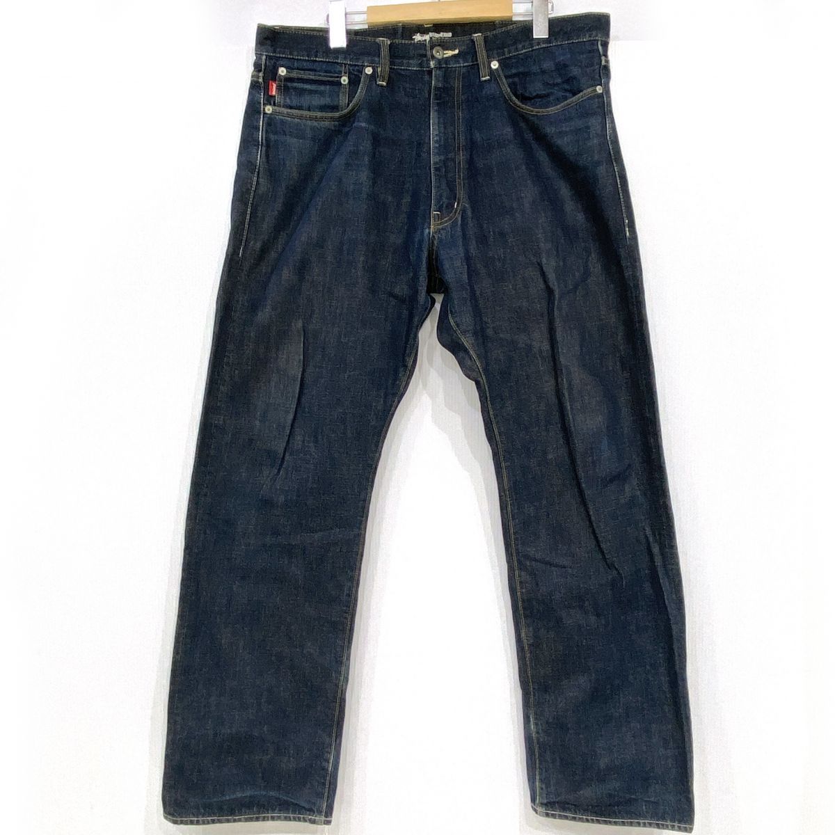 STUSSY ステューシー ROUGH×RUGGED デニムパンツ バックペイント