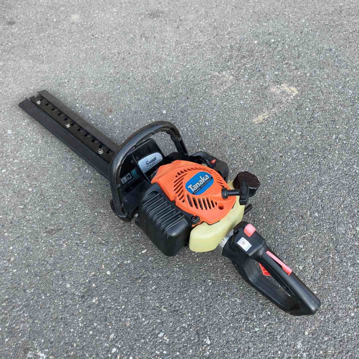 中古品】 タナカ/Tanaka エンジンヘッジトリマー・TCH22EAP 【桶川店