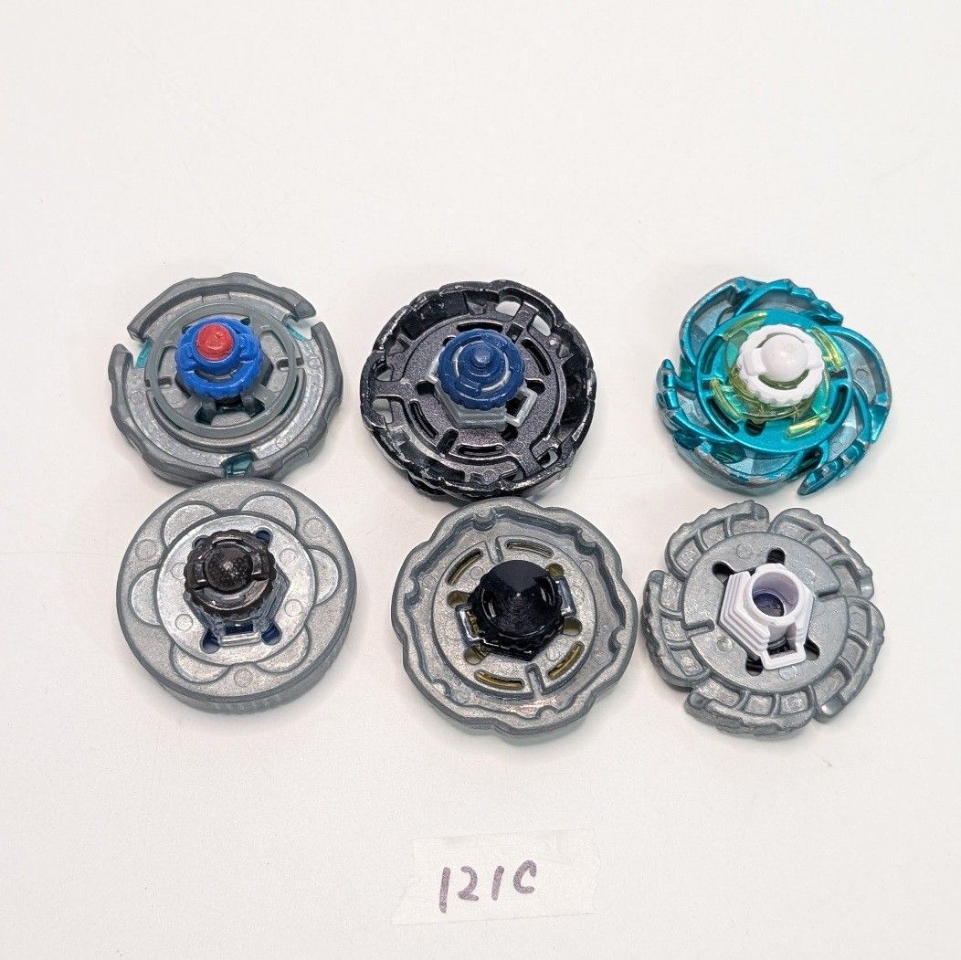 【‼️最終値下げ‼️】メタルファイトベイブレード類 まとめ売り メタルファイトベイブレード 6個 まとめ売り 現状品 欠品あり 121C