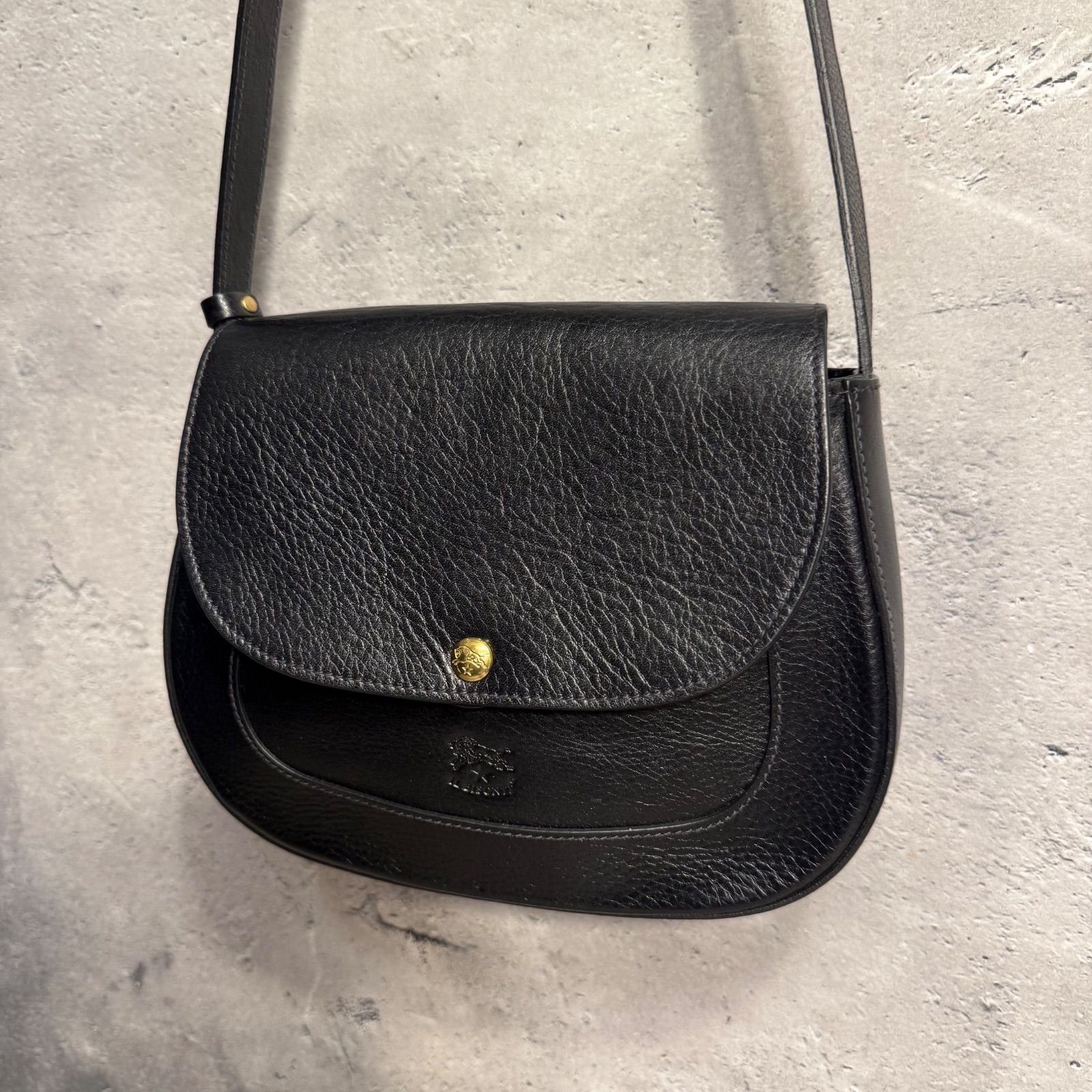 ✨IL BISONTE イルビゾンテ MEZZOMONTE メッツォモンテ ショルダー 