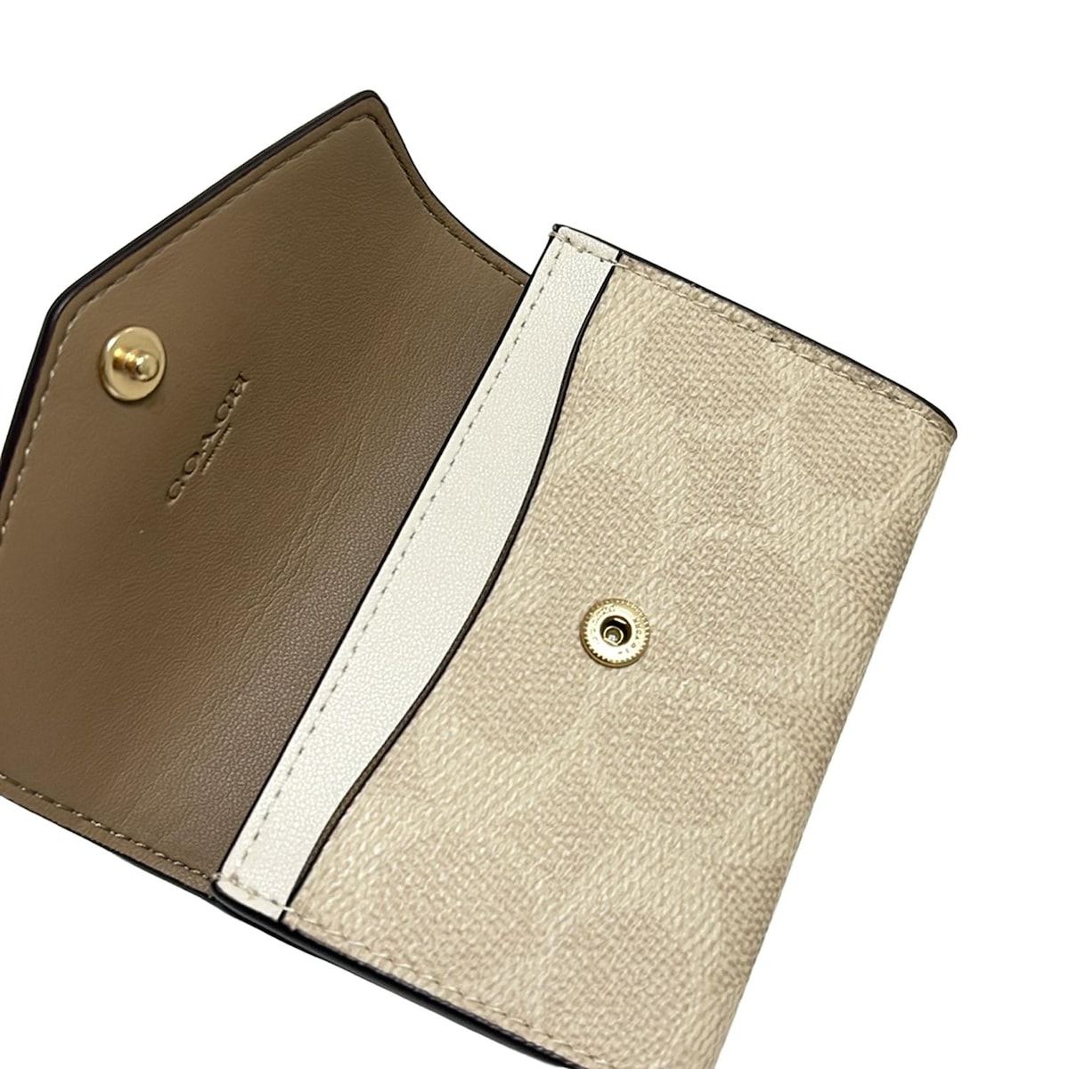 COACH(コーチ) カードケース美品 フラップ カード ケース