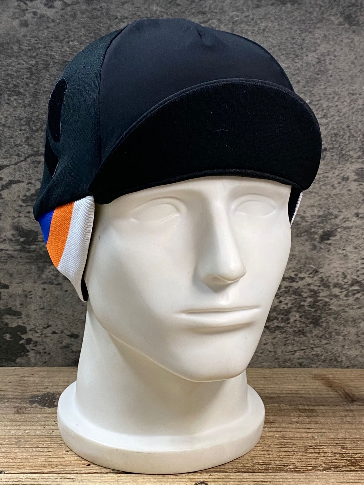 JV253 ラファ Rapha FESTIVE 500 WINTER HAT サイクルキャップ 黒 ワン