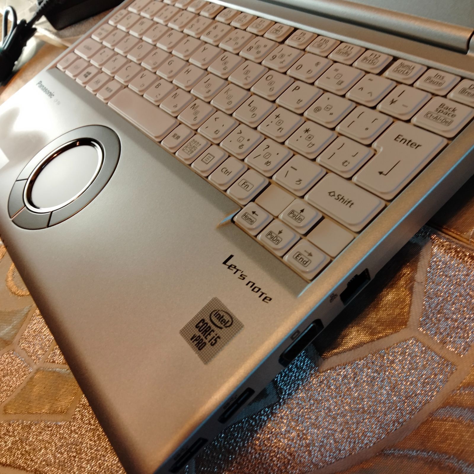 JJB11 SV9/12インチ/10世代 i5 1920x1200 256G/8G パナソニック - メルカリ