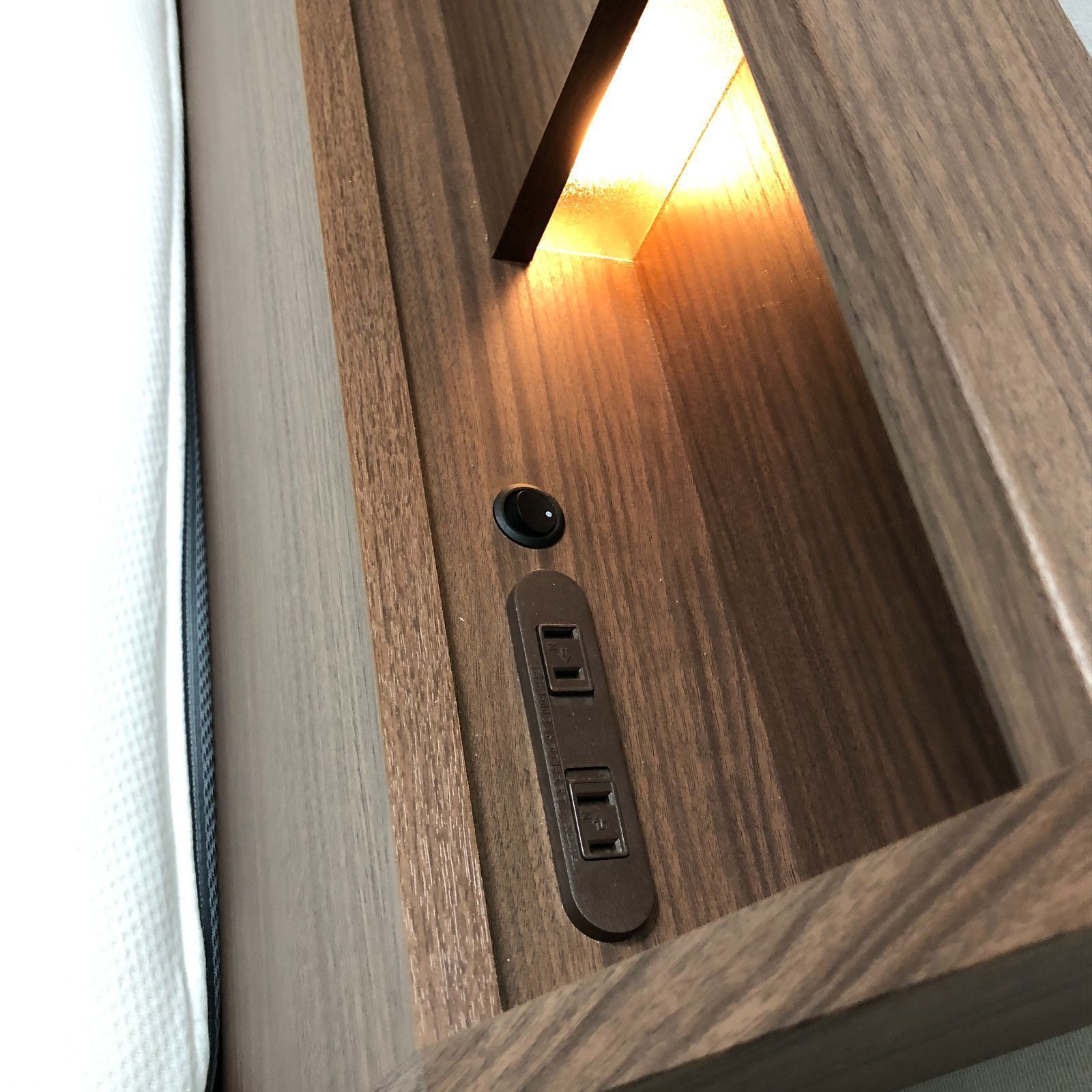 ニトリ Nスリープ 収納&コンセント シングルベッドセット 88132-1-006