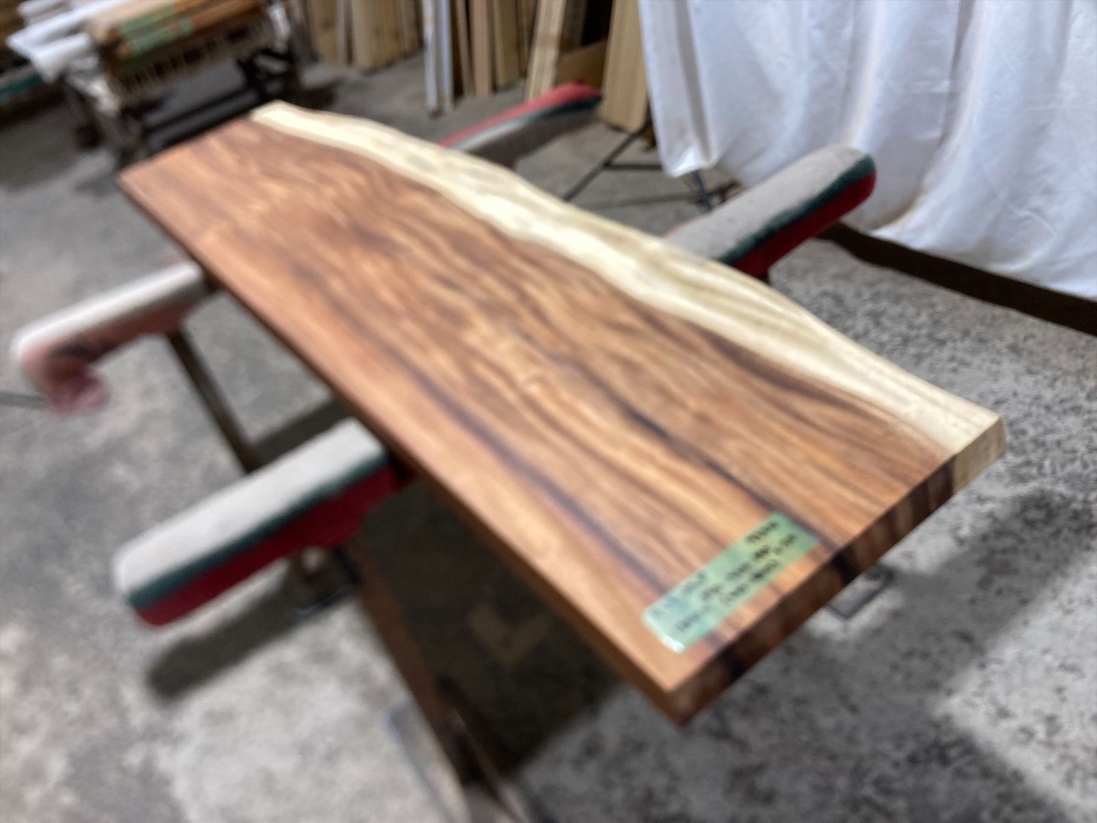 モンキーポッド　一枚板　センター　ダイニングテーブル　 ウレタン塗装　たのメル便 モンキーポッド 一枚板 センター ダイニングテーブル ウレタン塗装 た