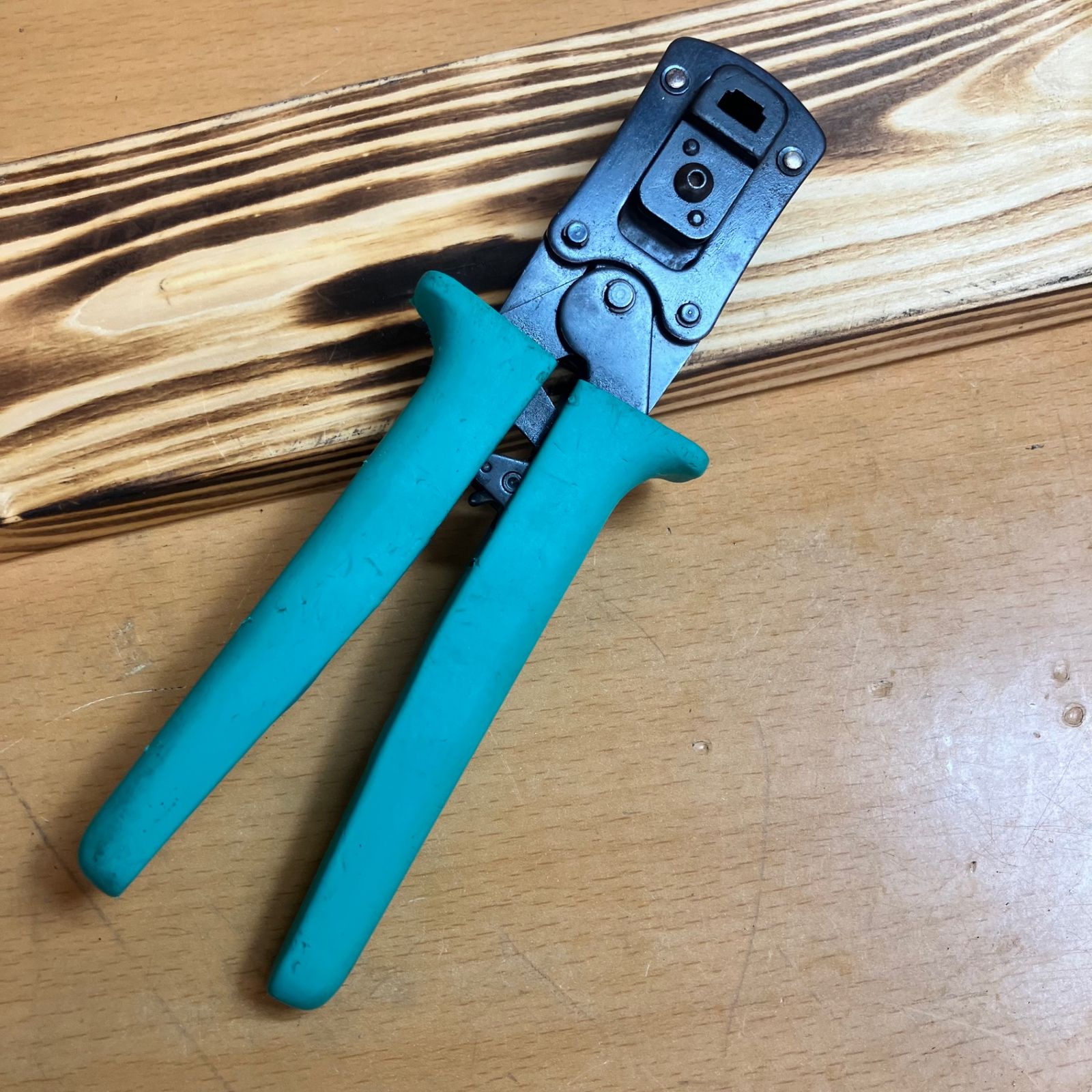 PANDUIT パンドゥイット モジュラープラグ圧着工具 MPT-8 A