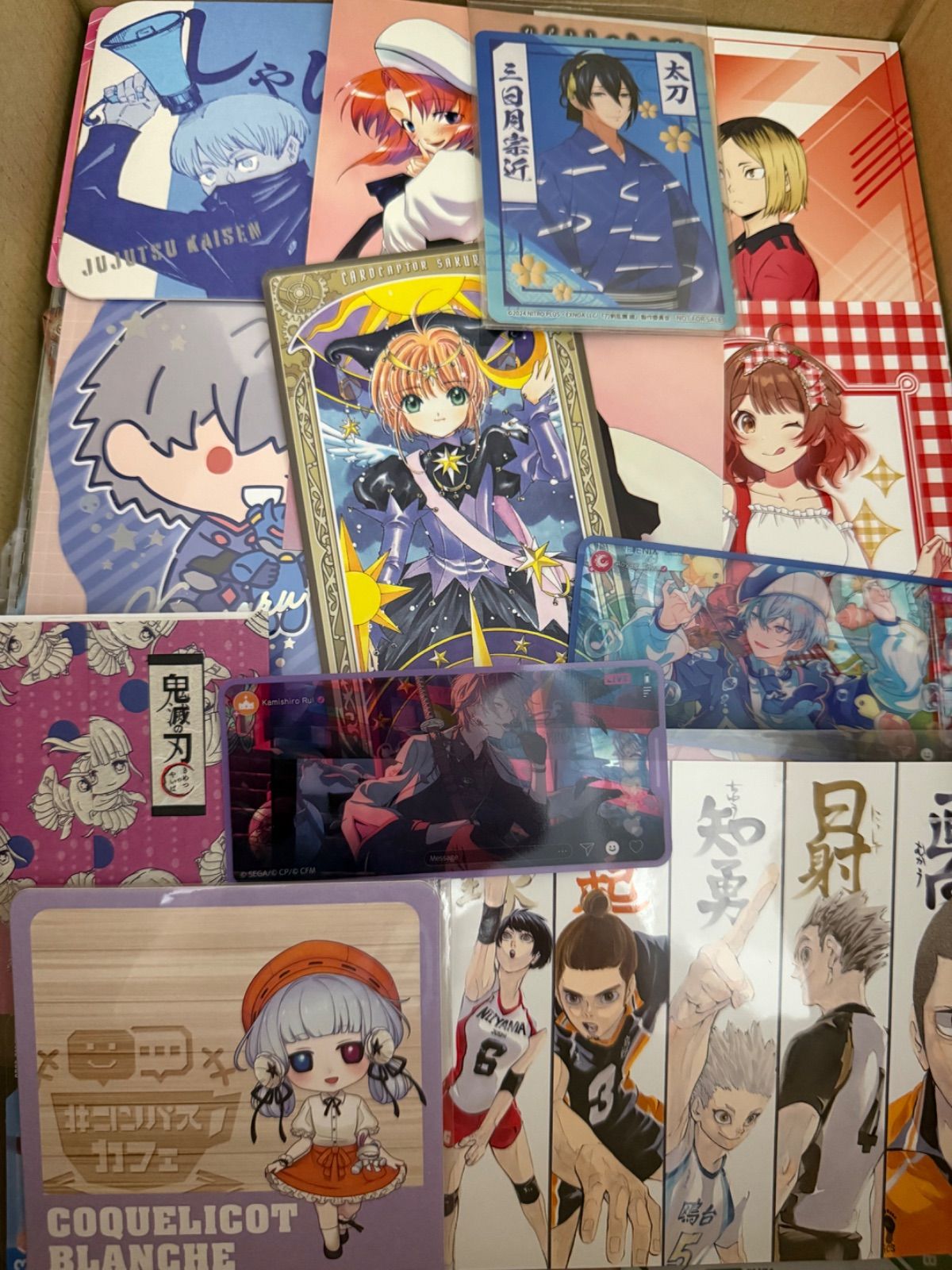 紙類 アニメ ゲーム まとめ売り 大量 コースター ポストカード カード
