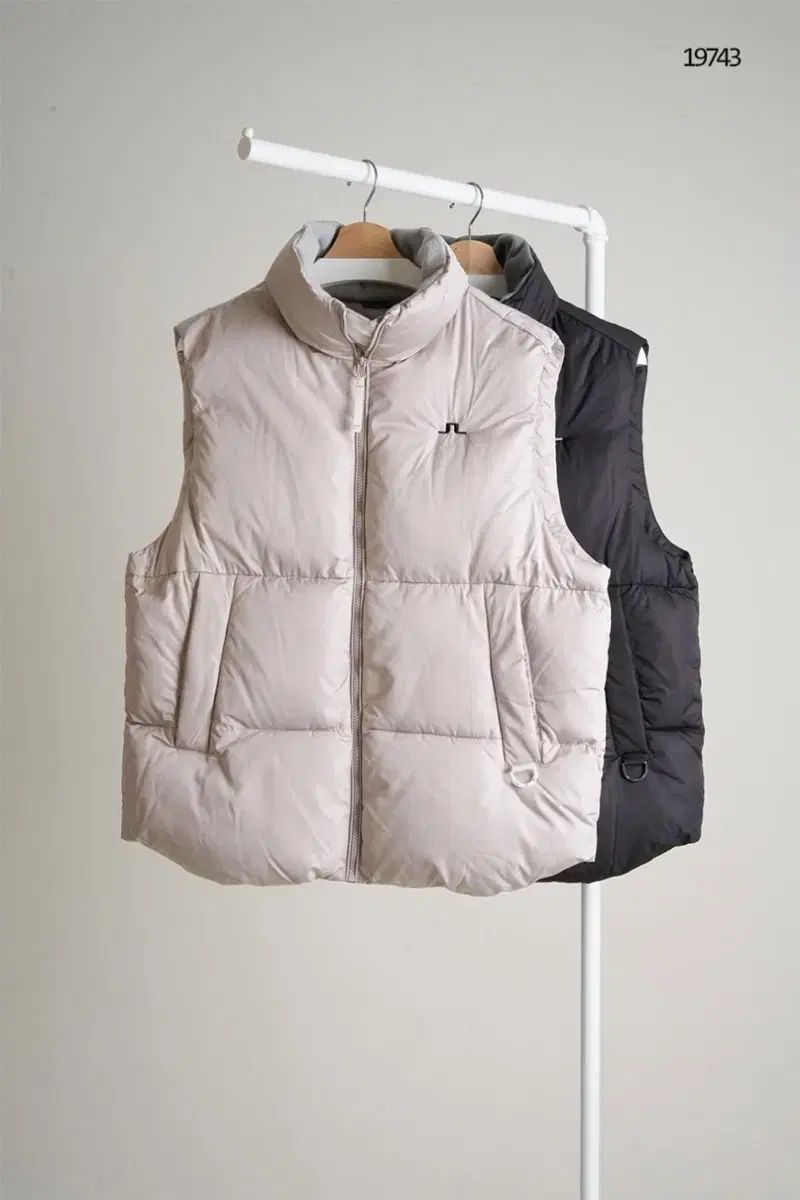 新品) J.LINDEBERG メンズ フルジップアップ ダウン ベスト - メルカリ