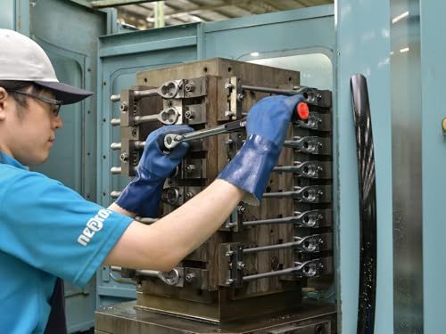 京都機械工具 KTC 12.7 sq.プレセット型トルクレンチGW 140-04 30~140 N m