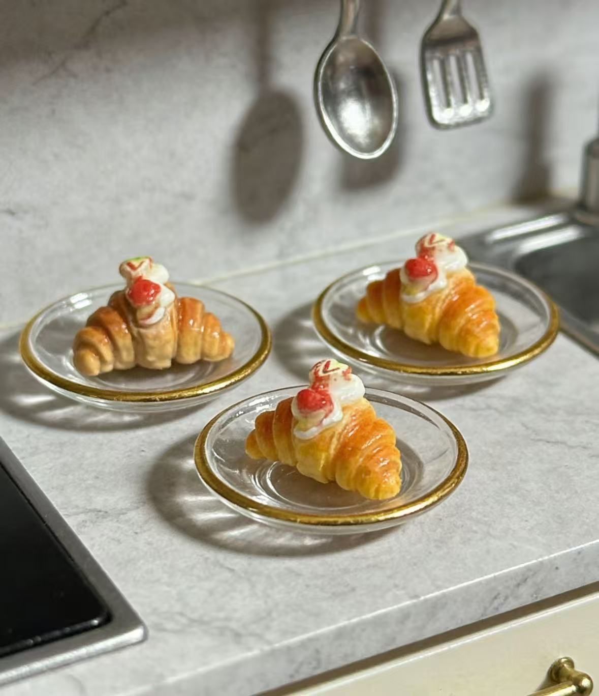 ミニチュアドールハウス用 ミニチュア クロワッサン 2個セット