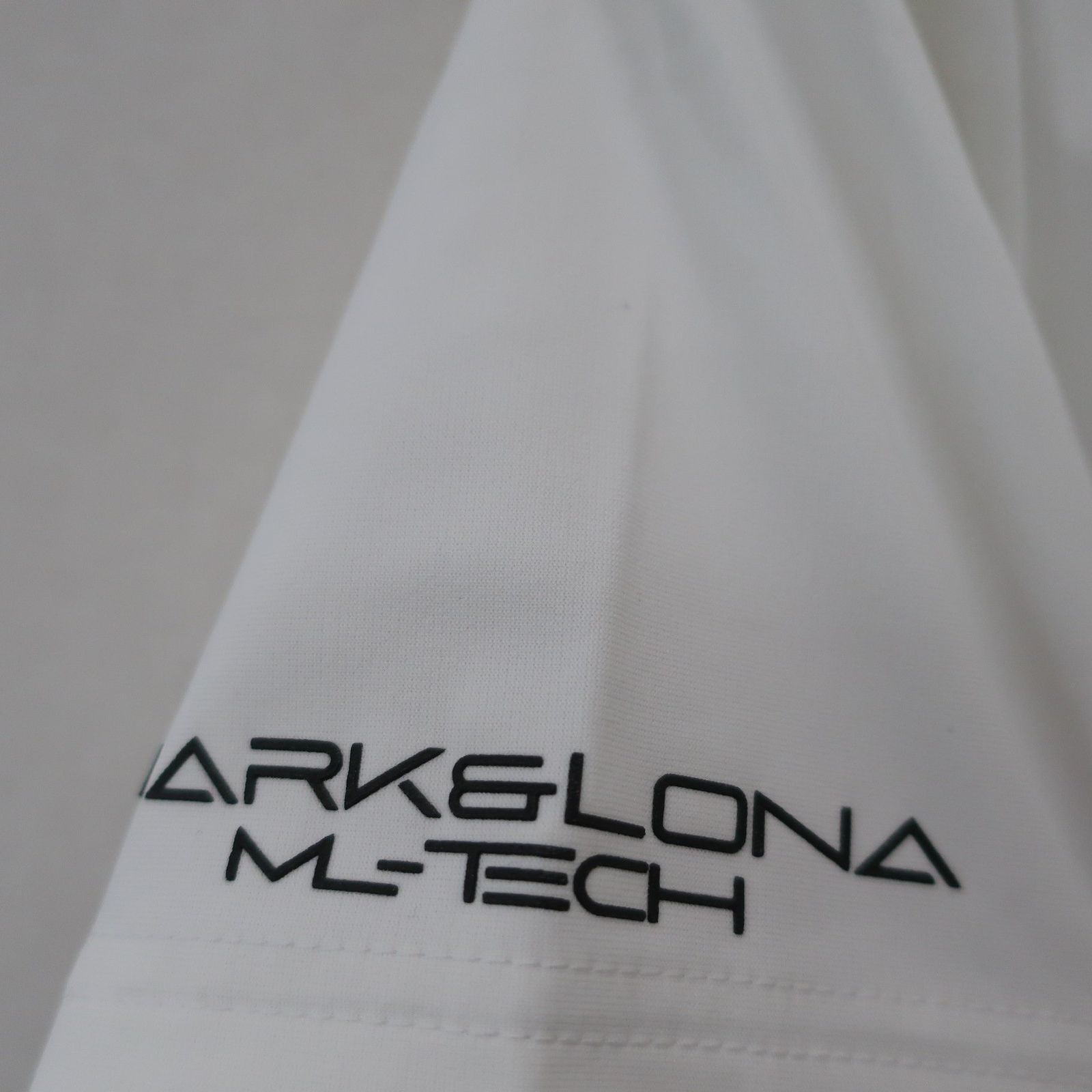 美品】MARK&LONA(マークアンドロナ) 半袖モックネックシャツ 白