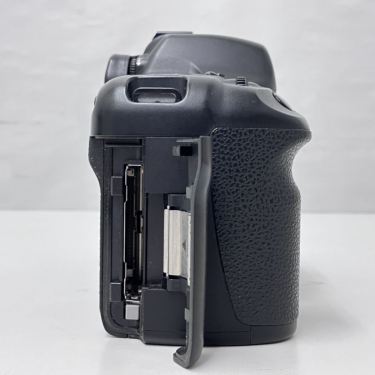 Canon EOS 5D デジタル一眼レフ DS126091　　　中古 Canon キヤノン DS126091 EOS 5D デジタル 一眼レフ カメラ ボディ