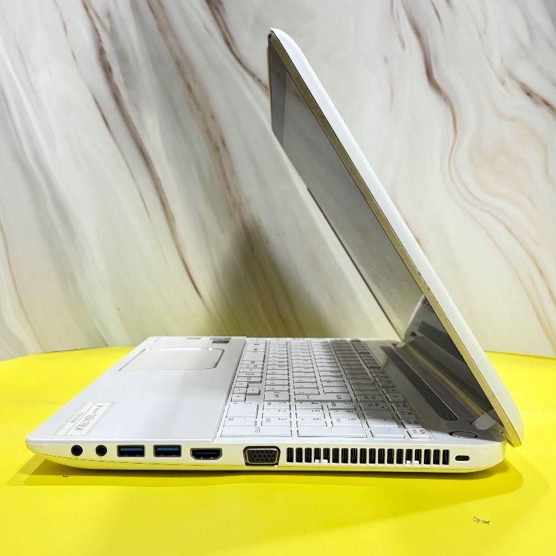 爆速Core i7☆美品☆バッテリー良好☆dynabookノートパソコン☆メモリ