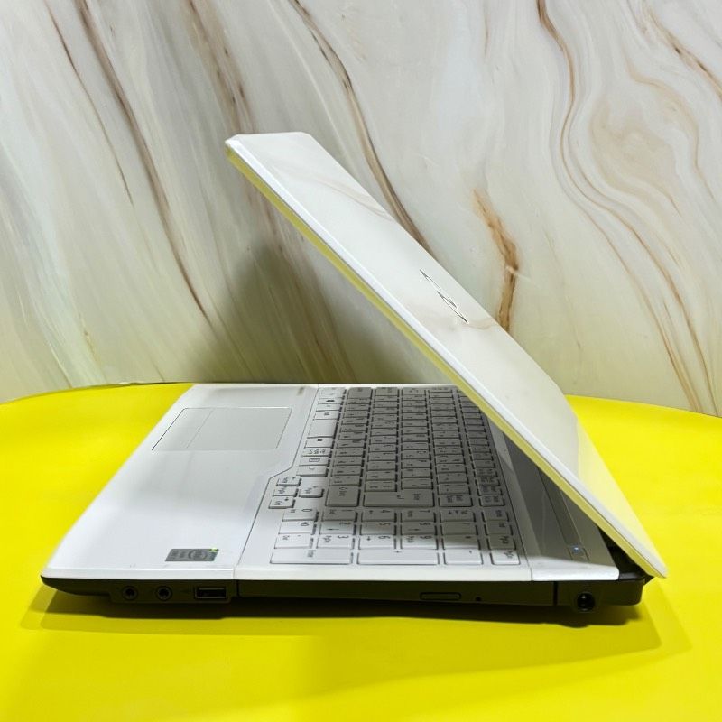 開店セール♪】爆速Core i7✨美品✨富士通ノートパソコン✨メモリ8GB