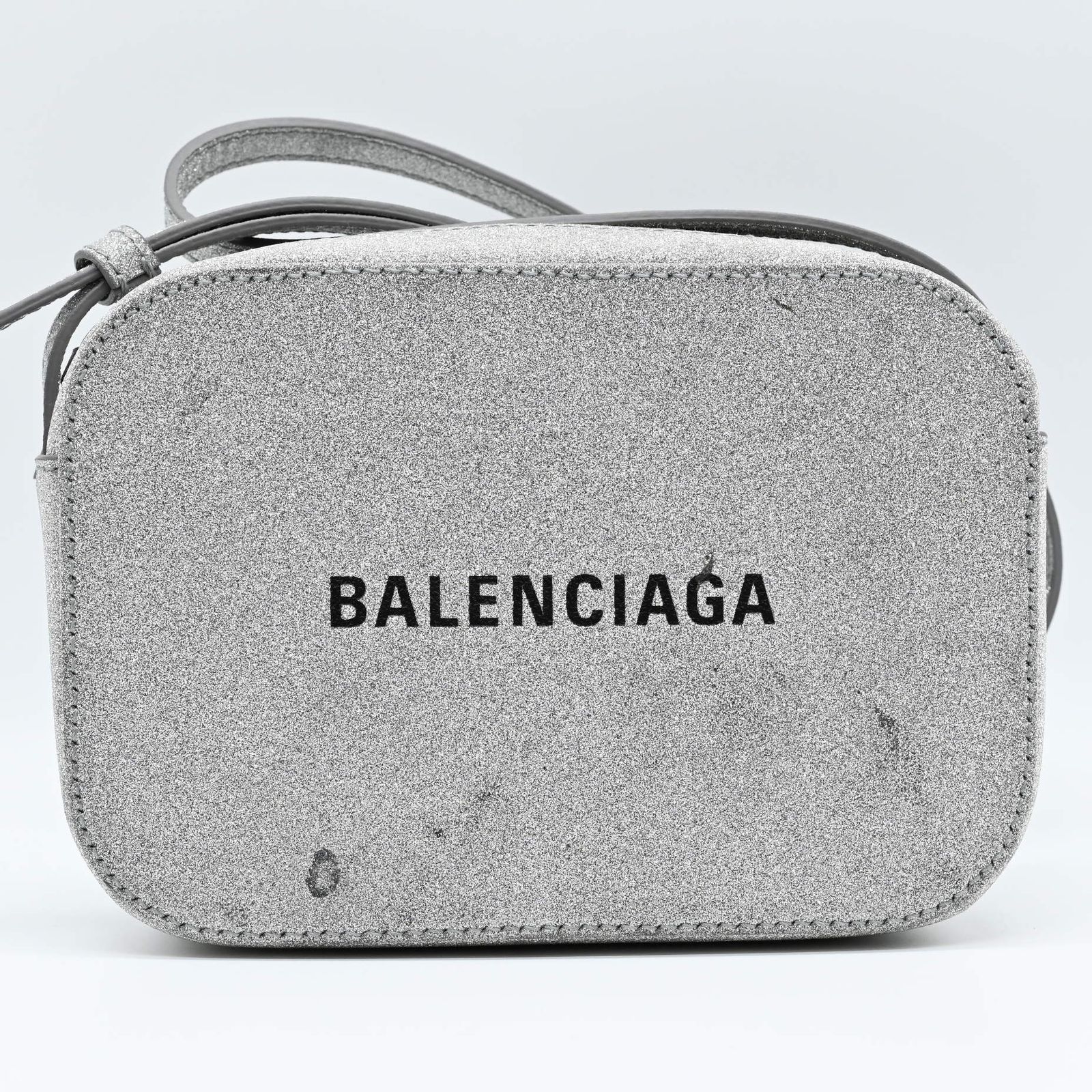 新品 2019SS BALENCIAGA エブリデイ カメラバッグ S シルバー BALENCIAGA エブリデイ カメラバッグ シルバー ラメ バレンシアガ