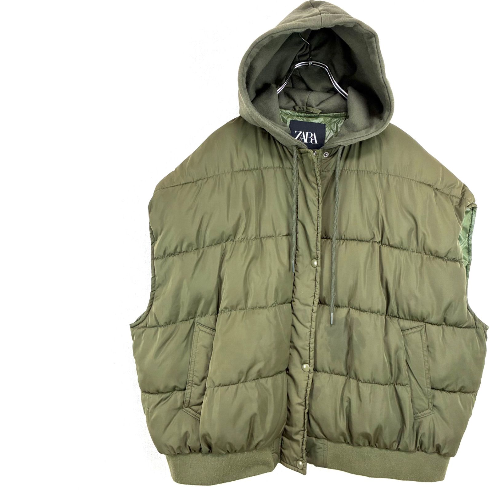 ZARA♡ザラ【XL】ダウンベスト フード付 裏地 ボタン ファスナー