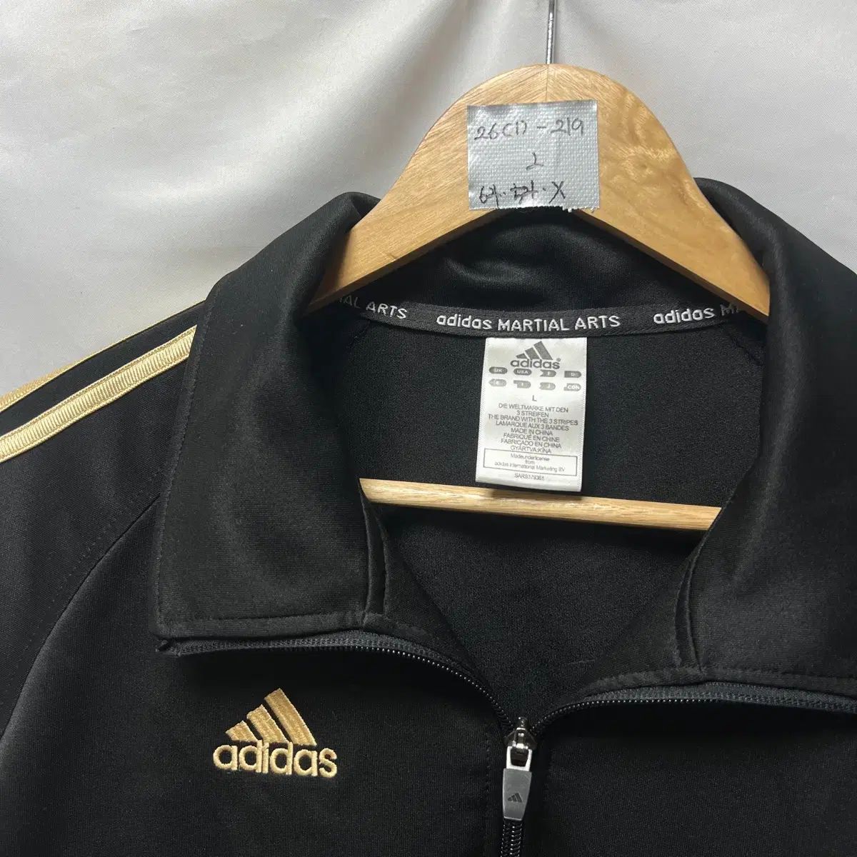 正規品/L adidas 3本線 GOLD/BLACK (ゴールド/ブラック) セットアップ